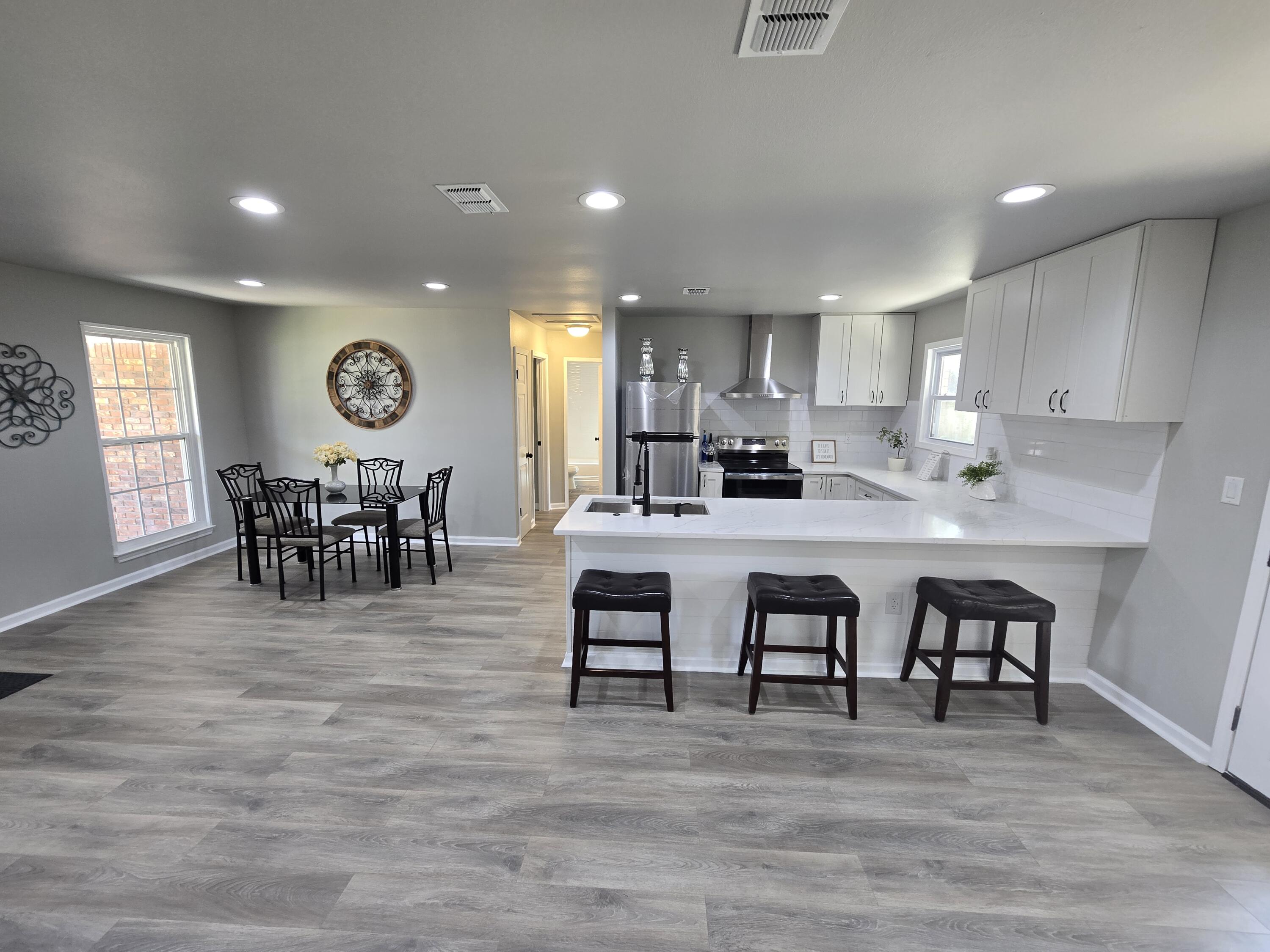 GABLE ESTATES - Residential