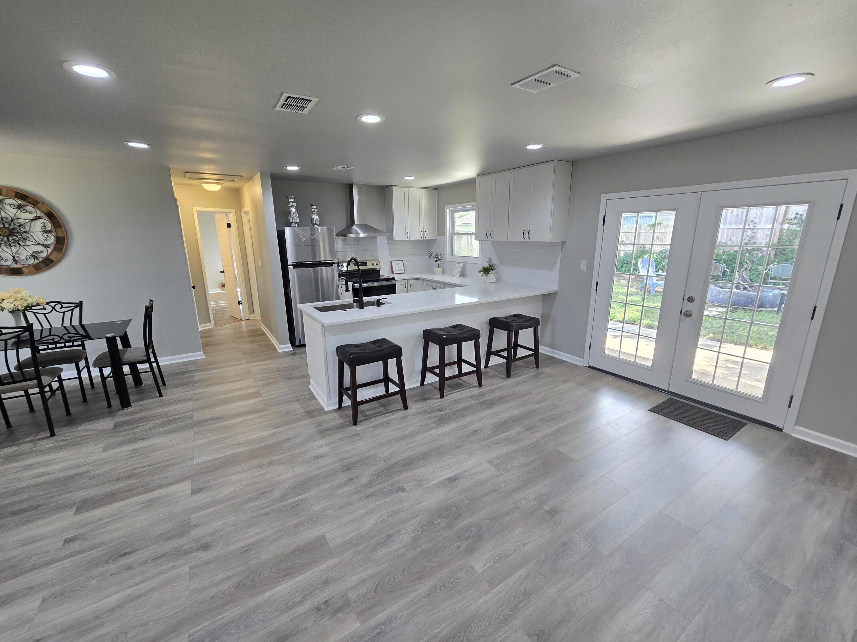 GABLE ESTATES - Residential