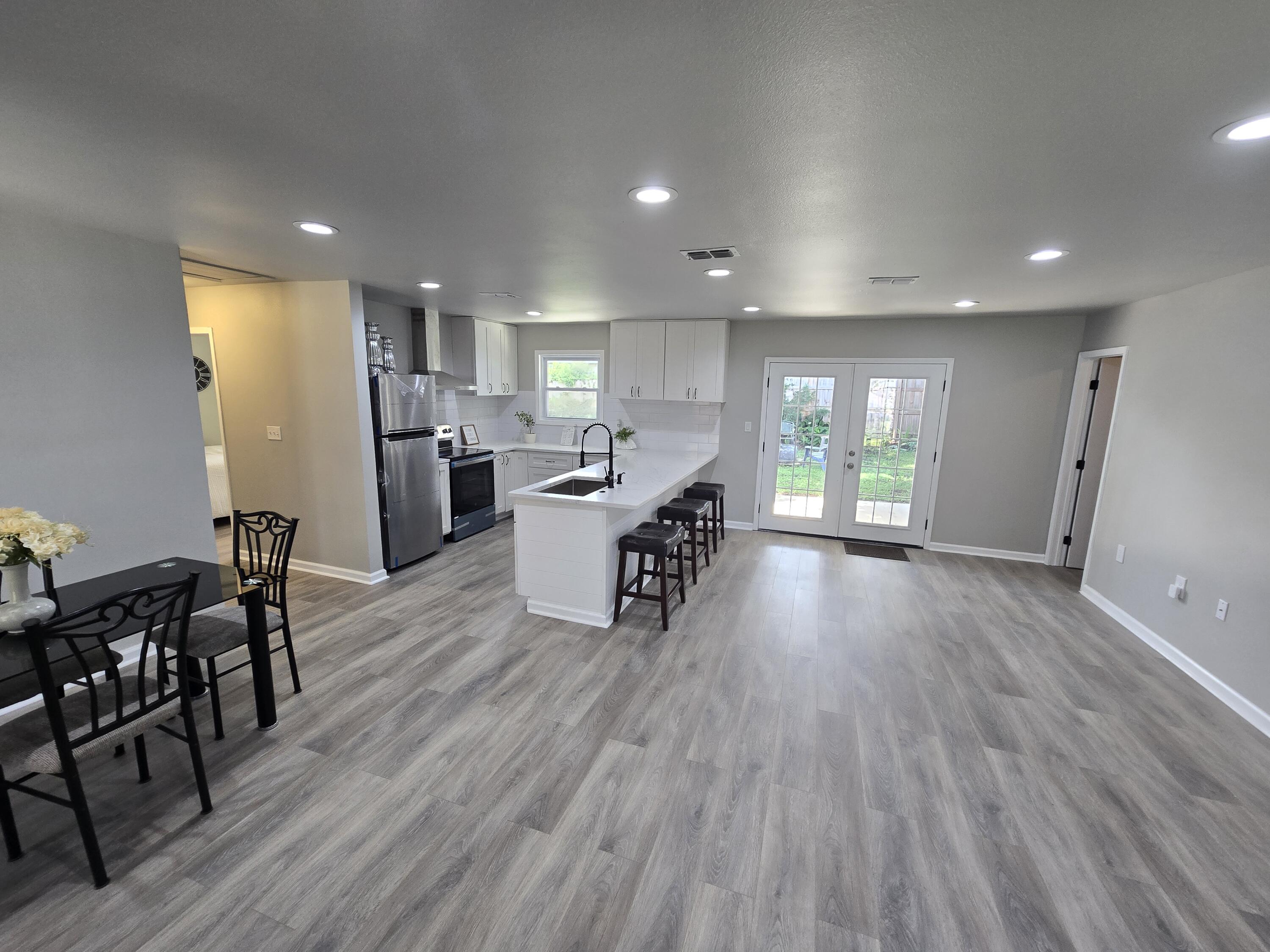 GABLE ESTATES - Residential