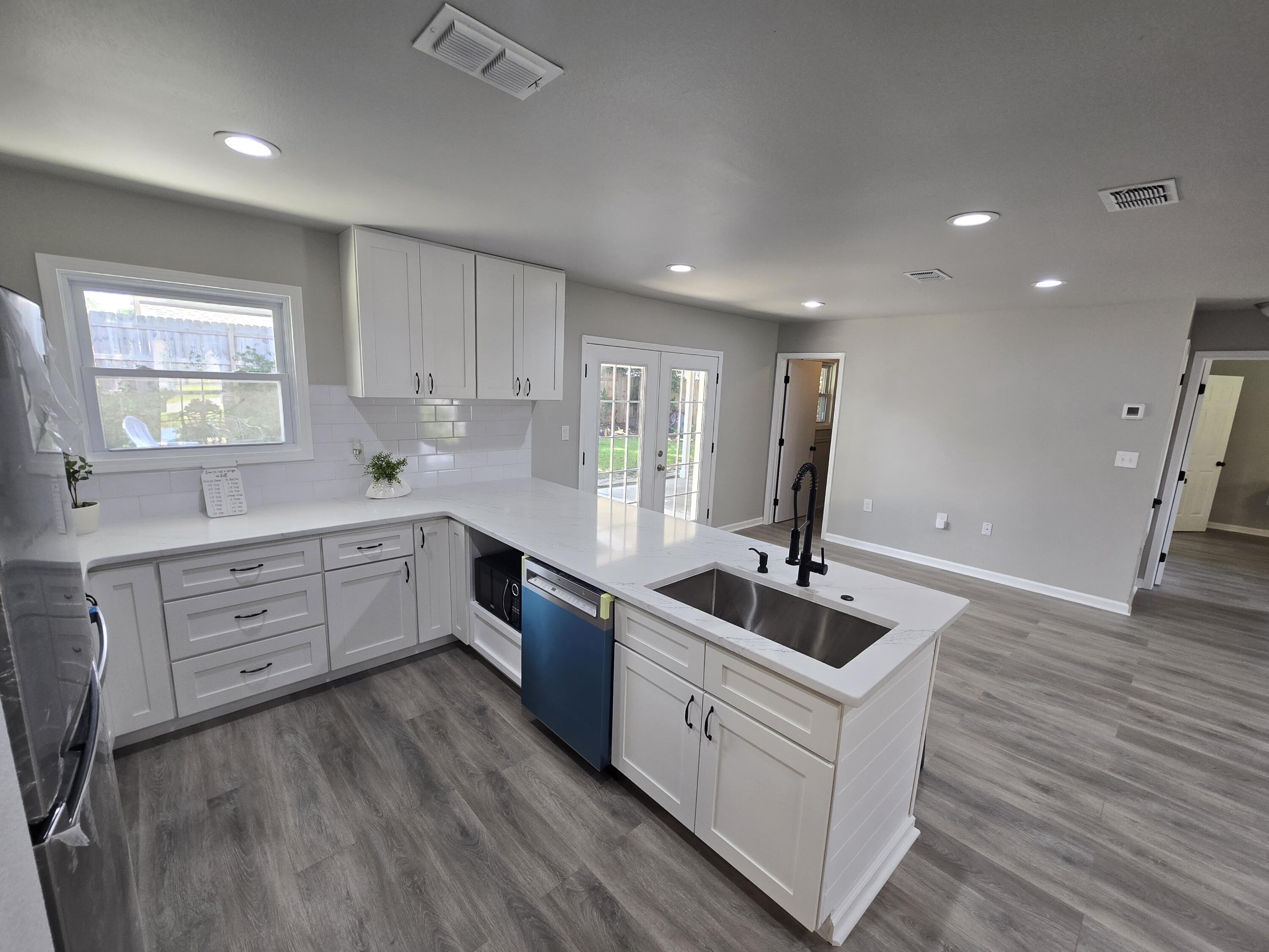 GABLE ESTATES - Residential