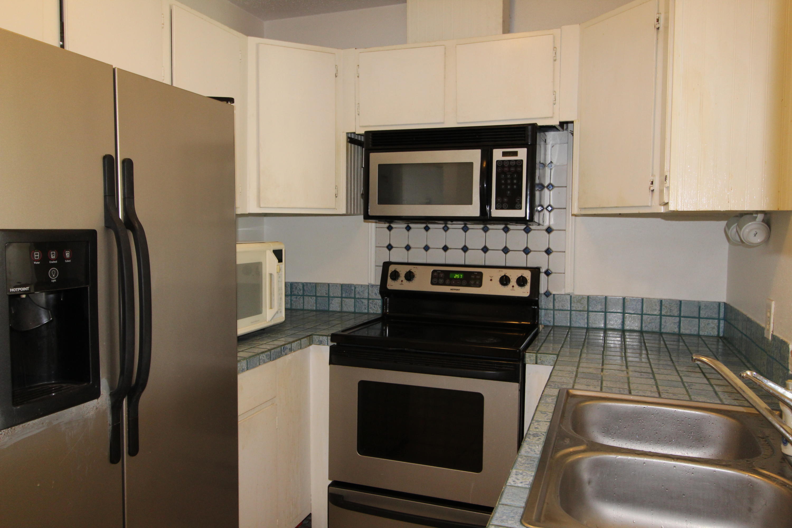 BAYVIEW WATERS CONDO - Residential