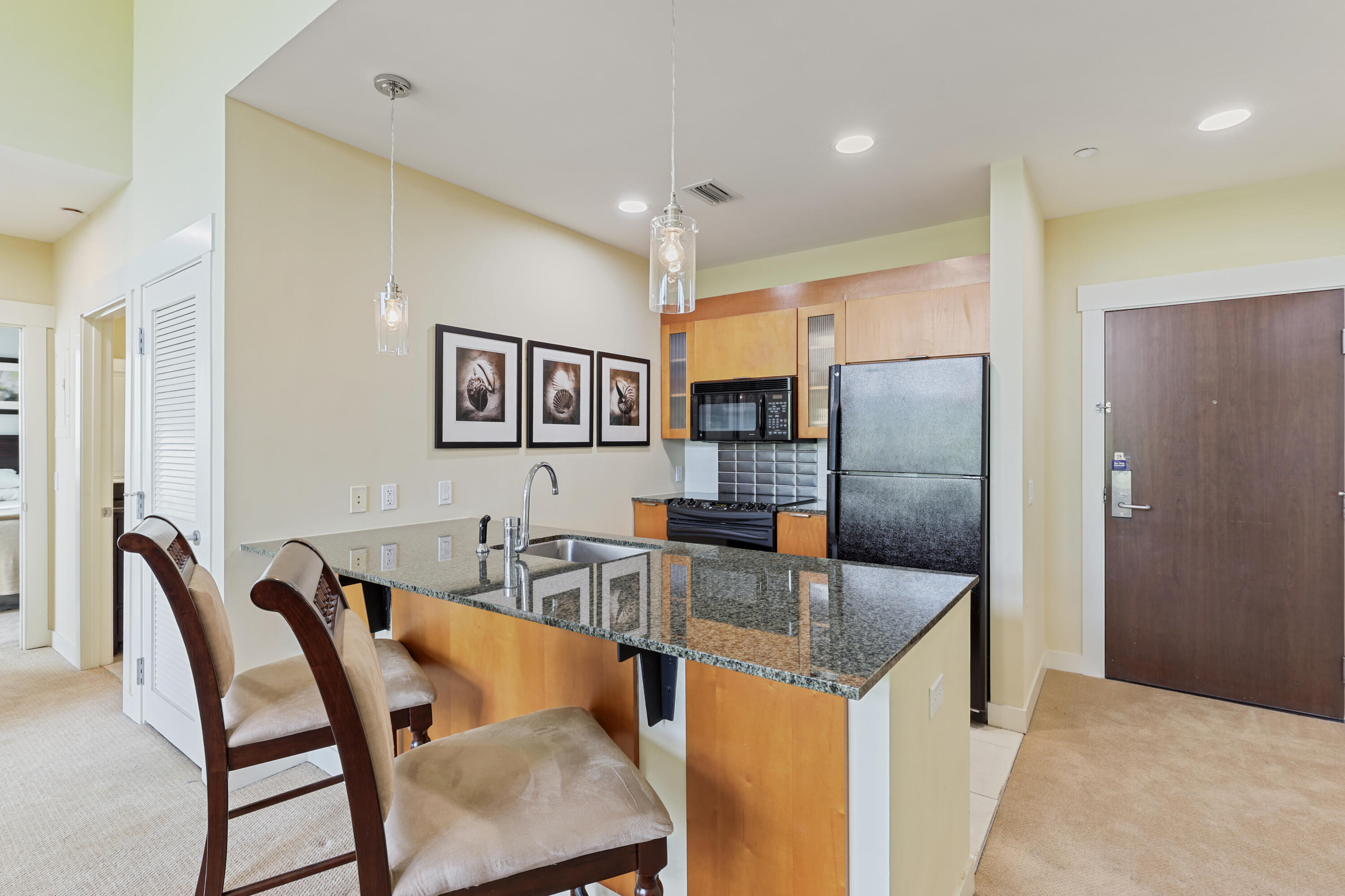 BAHIA CONDO - Residential
