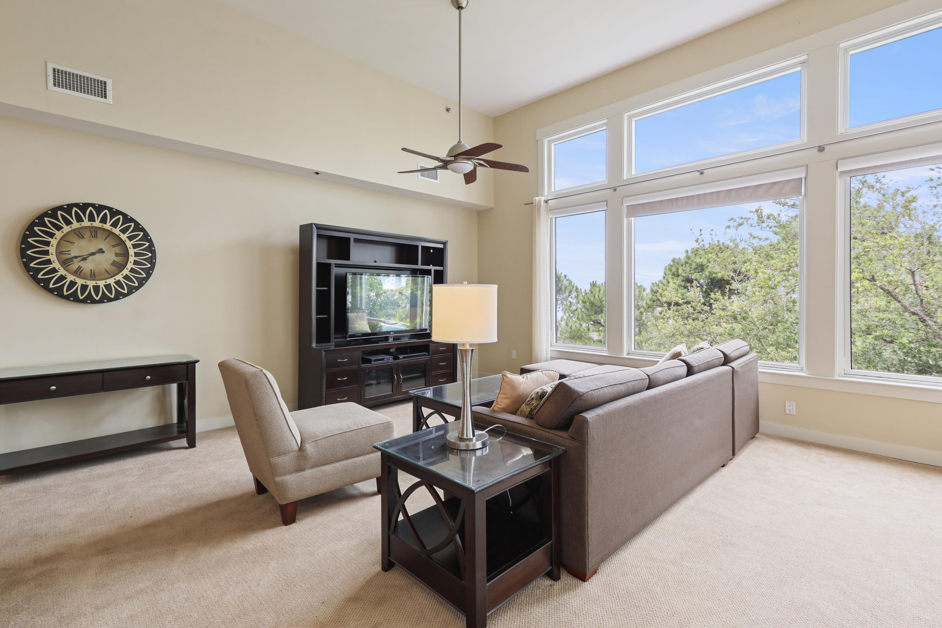 BAHIA CONDO - Residential
