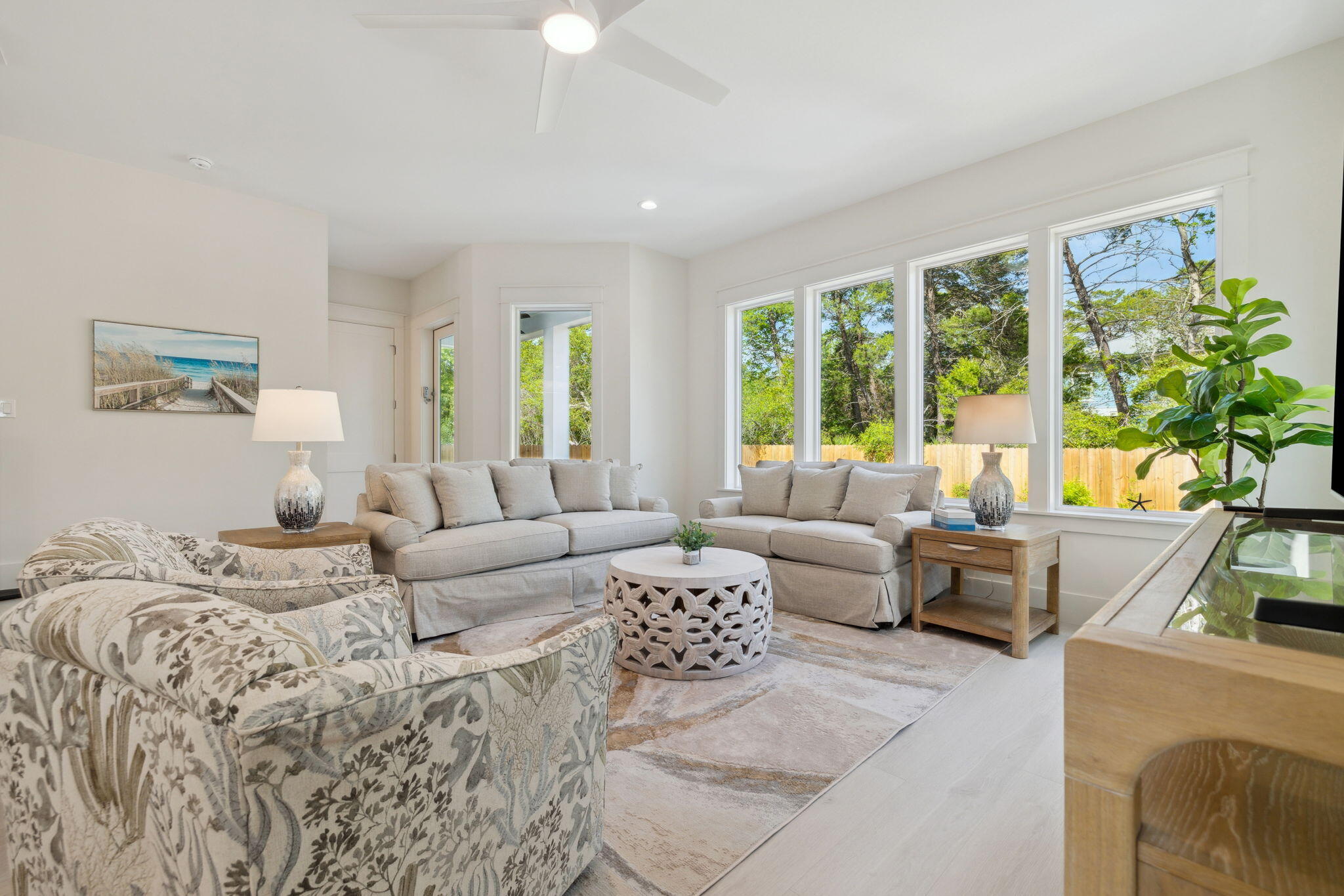 EASTERN LAKE S/D - Residential