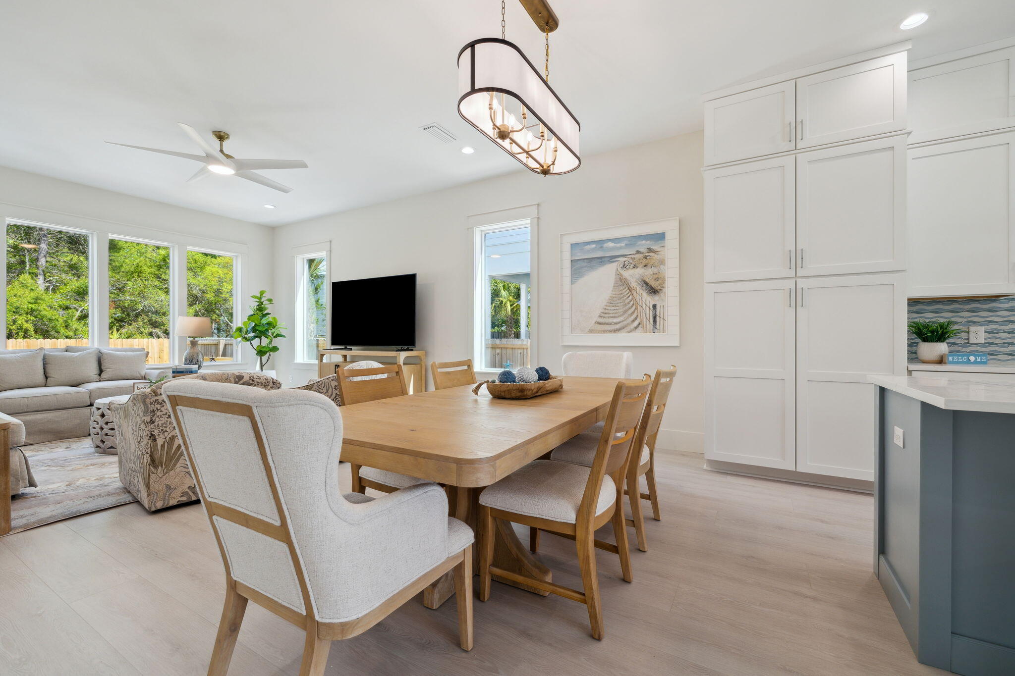 EASTERN LAKE S/D - Residential