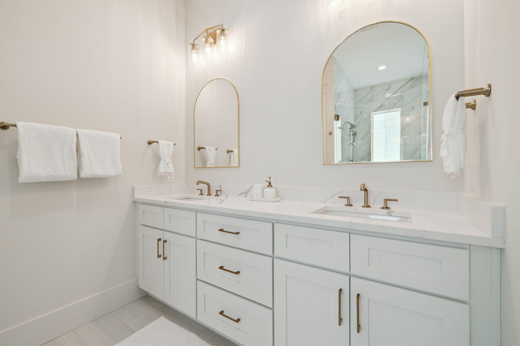 EASTERN LAKE S/D - Residential