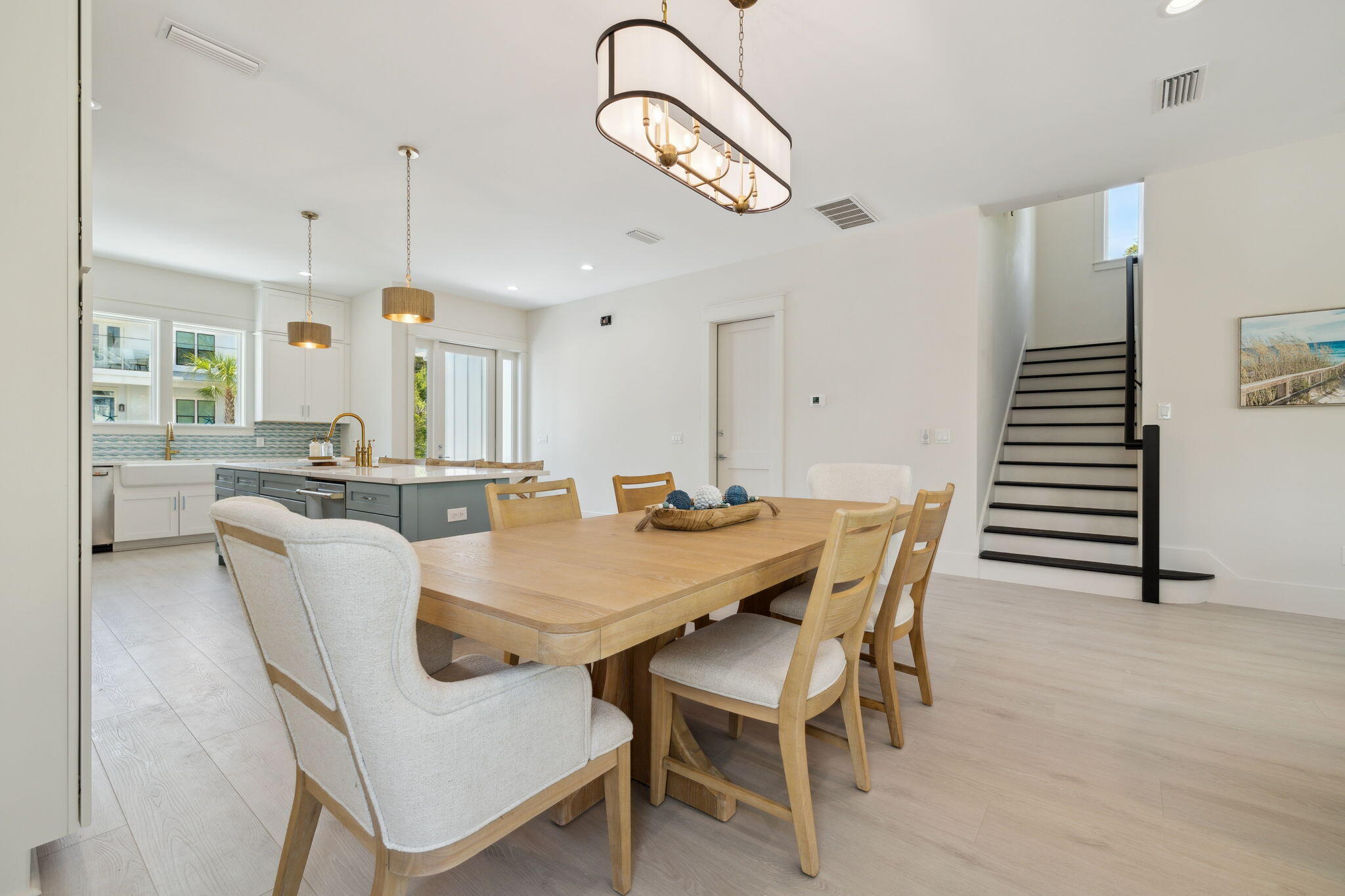 EASTERN LAKE S/D - Residential