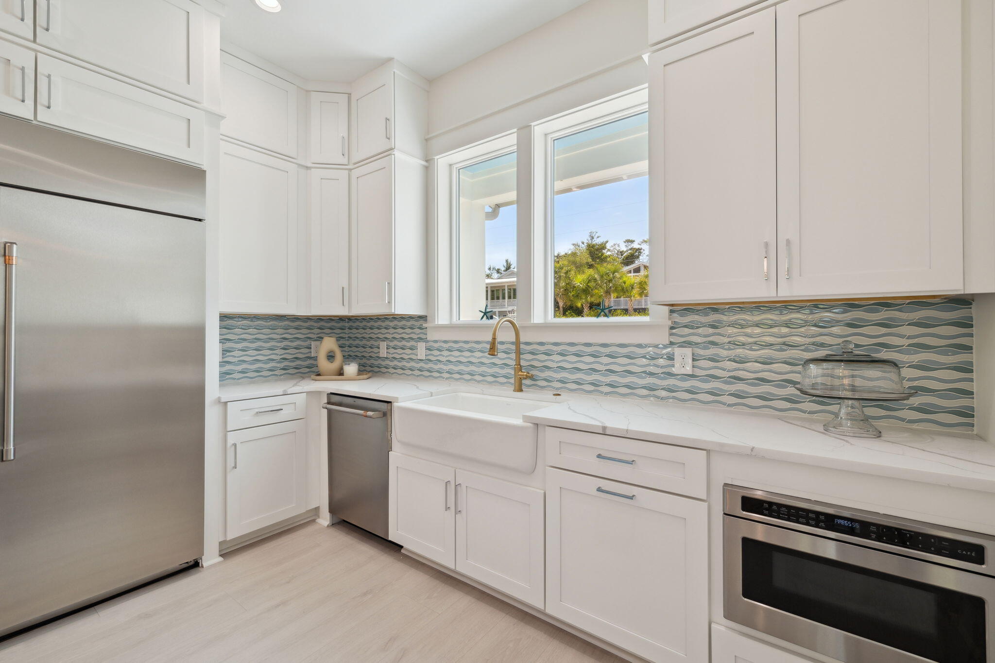 EASTERN LAKE S/D - Residential