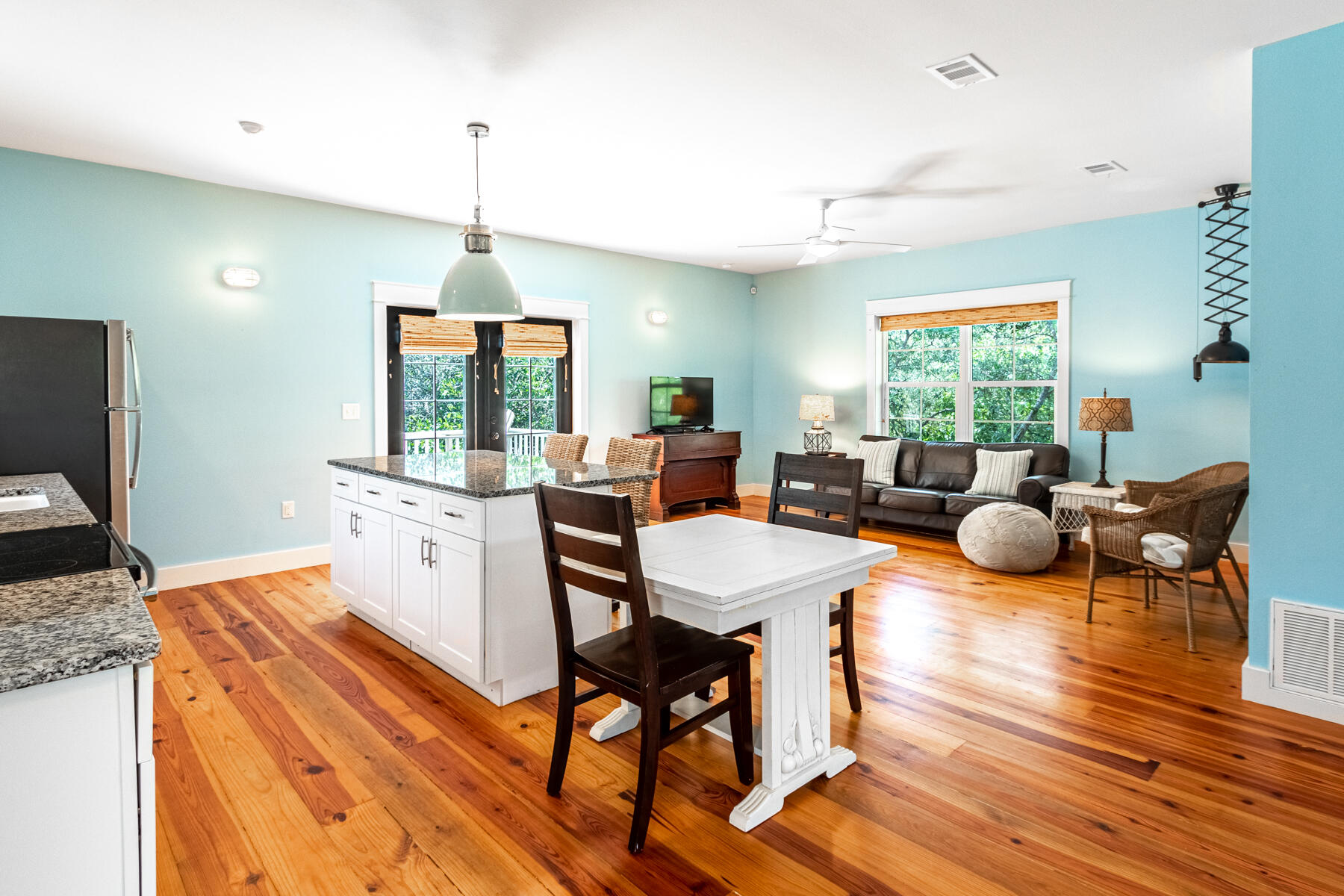 BAY MAGNOLIA - Residential