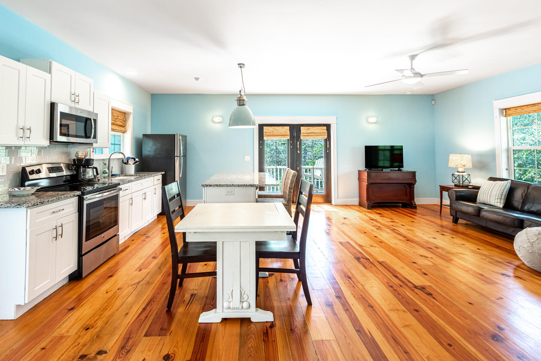 BAY MAGNOLIA - Residential