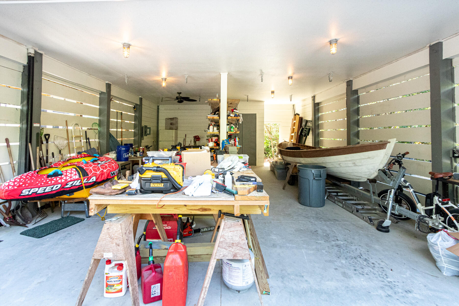 BAY MAGNOLIA - Residential