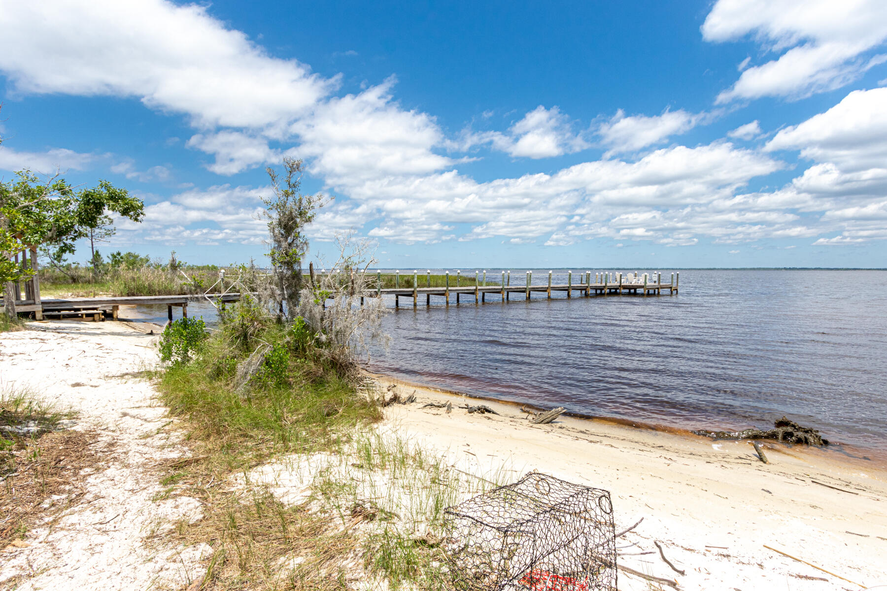 BAY MAGNOLIA - Residential