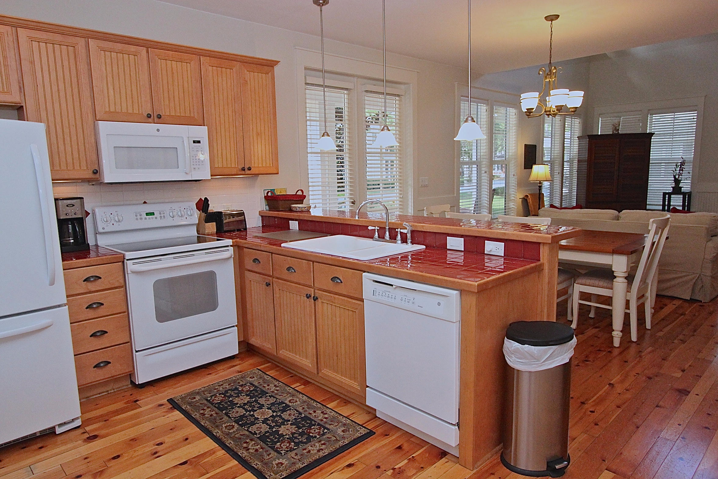 LAUREL GROVE - Residential