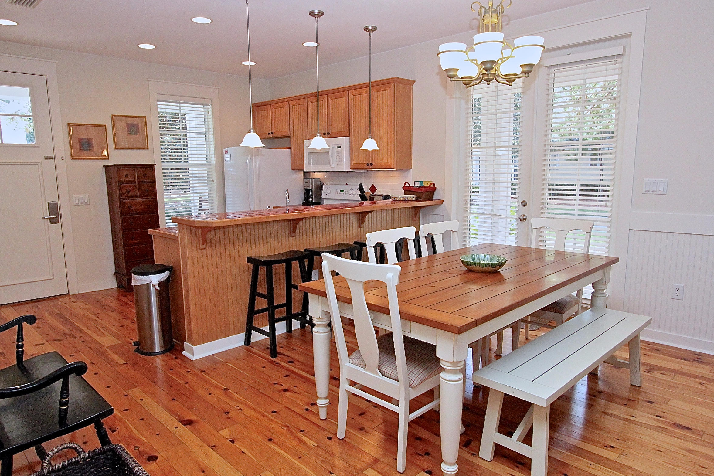 LAUREL GROVE - Residential