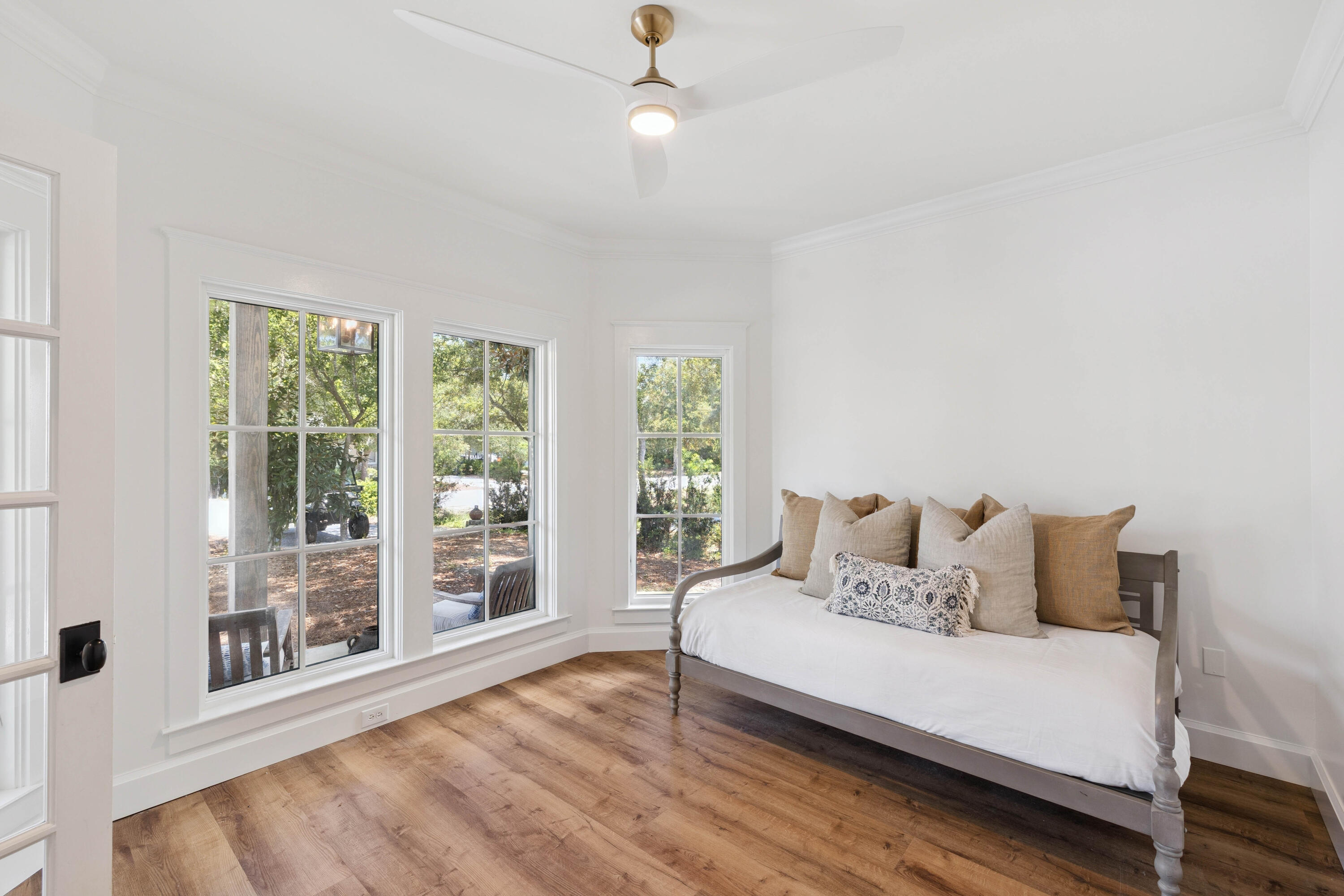 WHITES GULFVIEW ESTATES 2ND ADDN - Residential