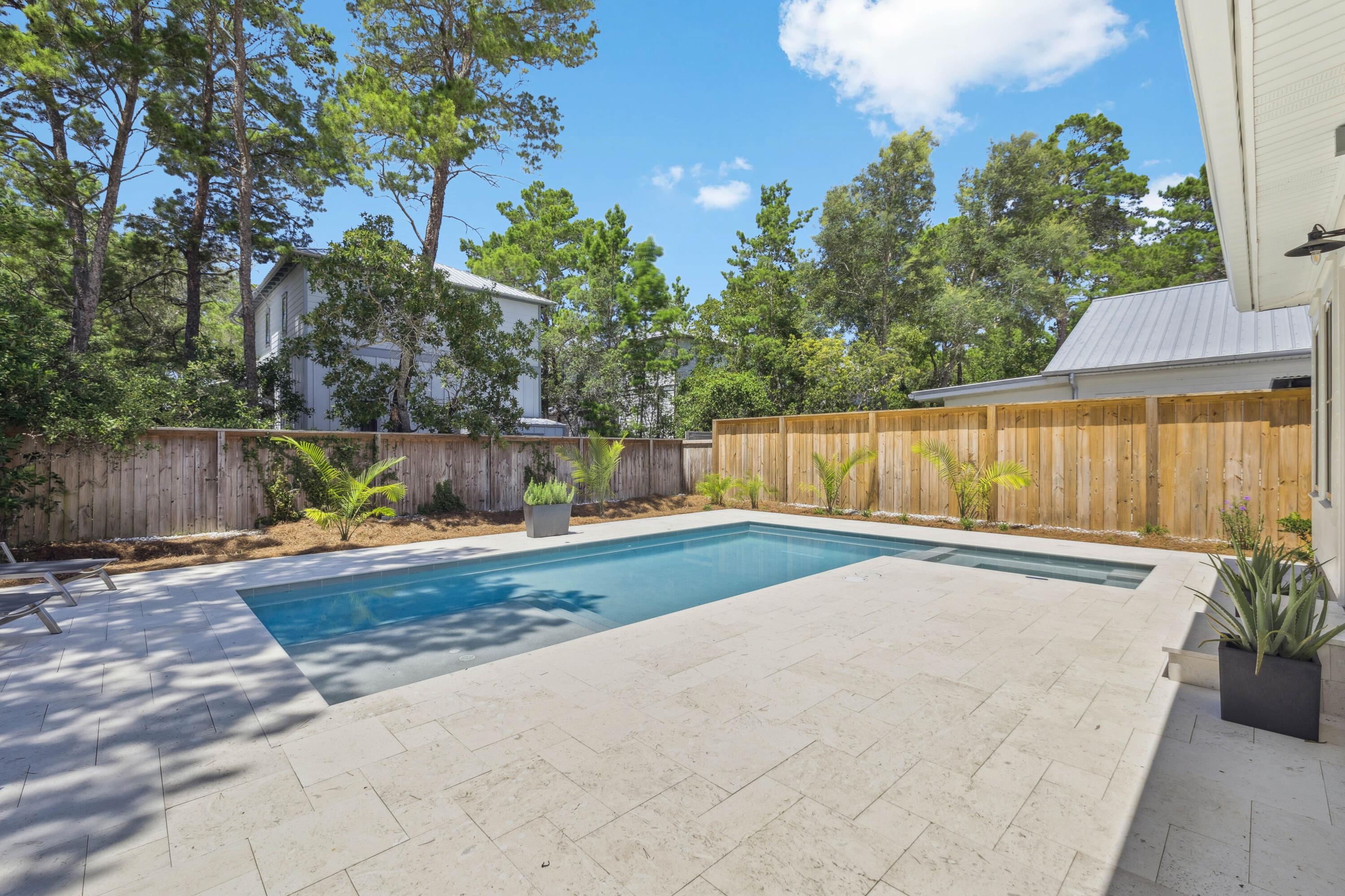WHITES GULFVIEW ESTATES 2ND ADDN - Residential