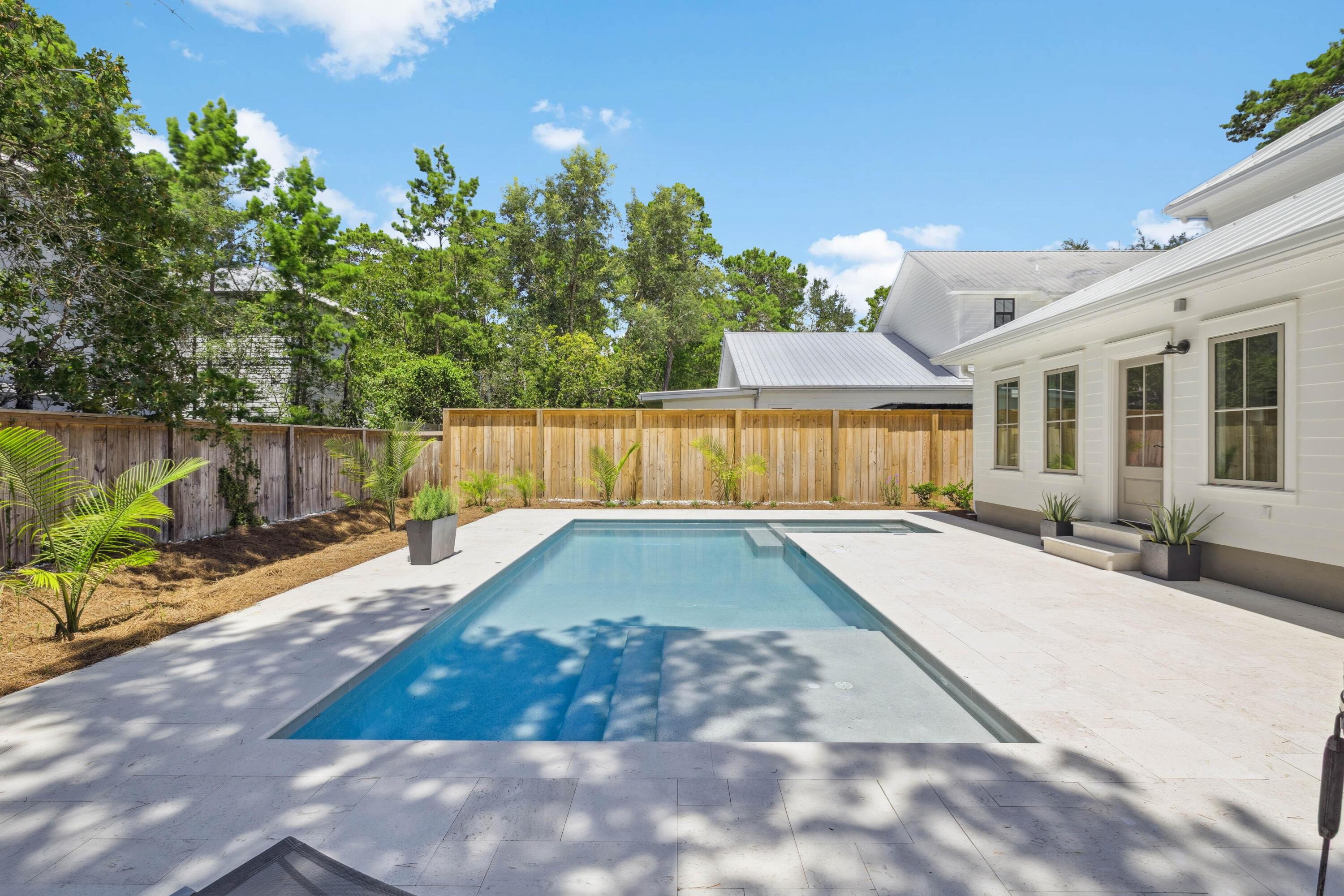 WHITES GULFVIEW ESTATES 2ND ADDN - Residential