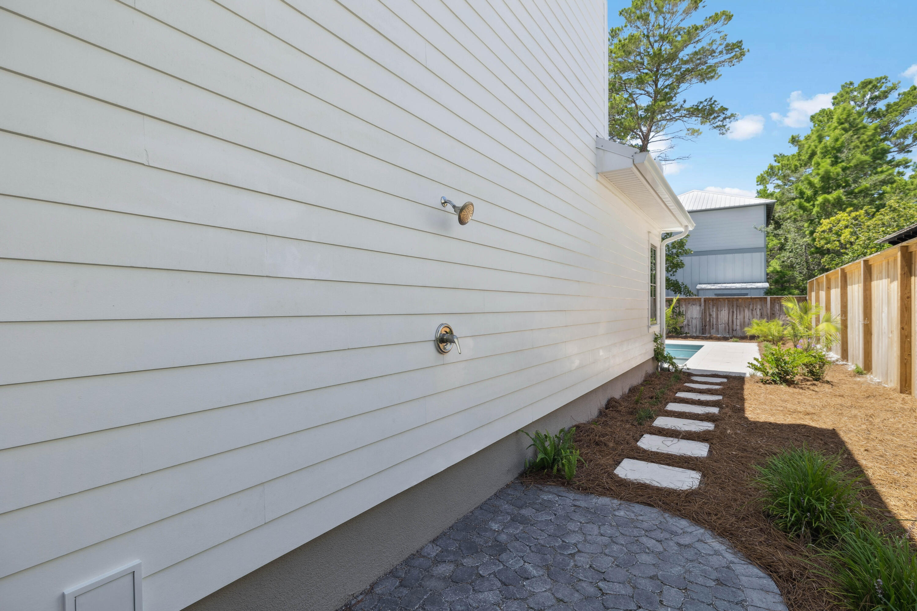WHITES GULFVIEW ESTATES 2ND ADDN - Residential