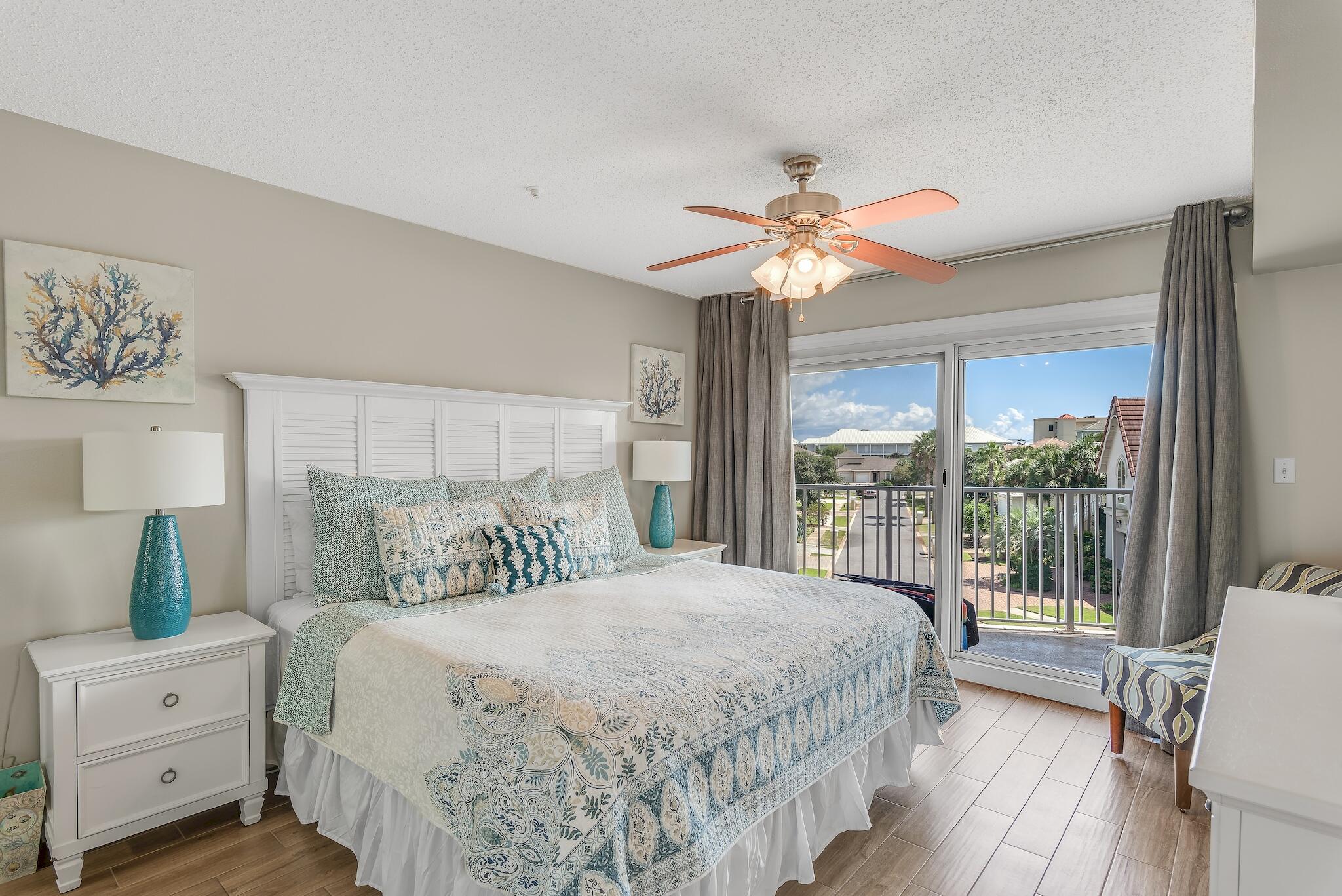 MARAVILLA CONDO 3 - Residential