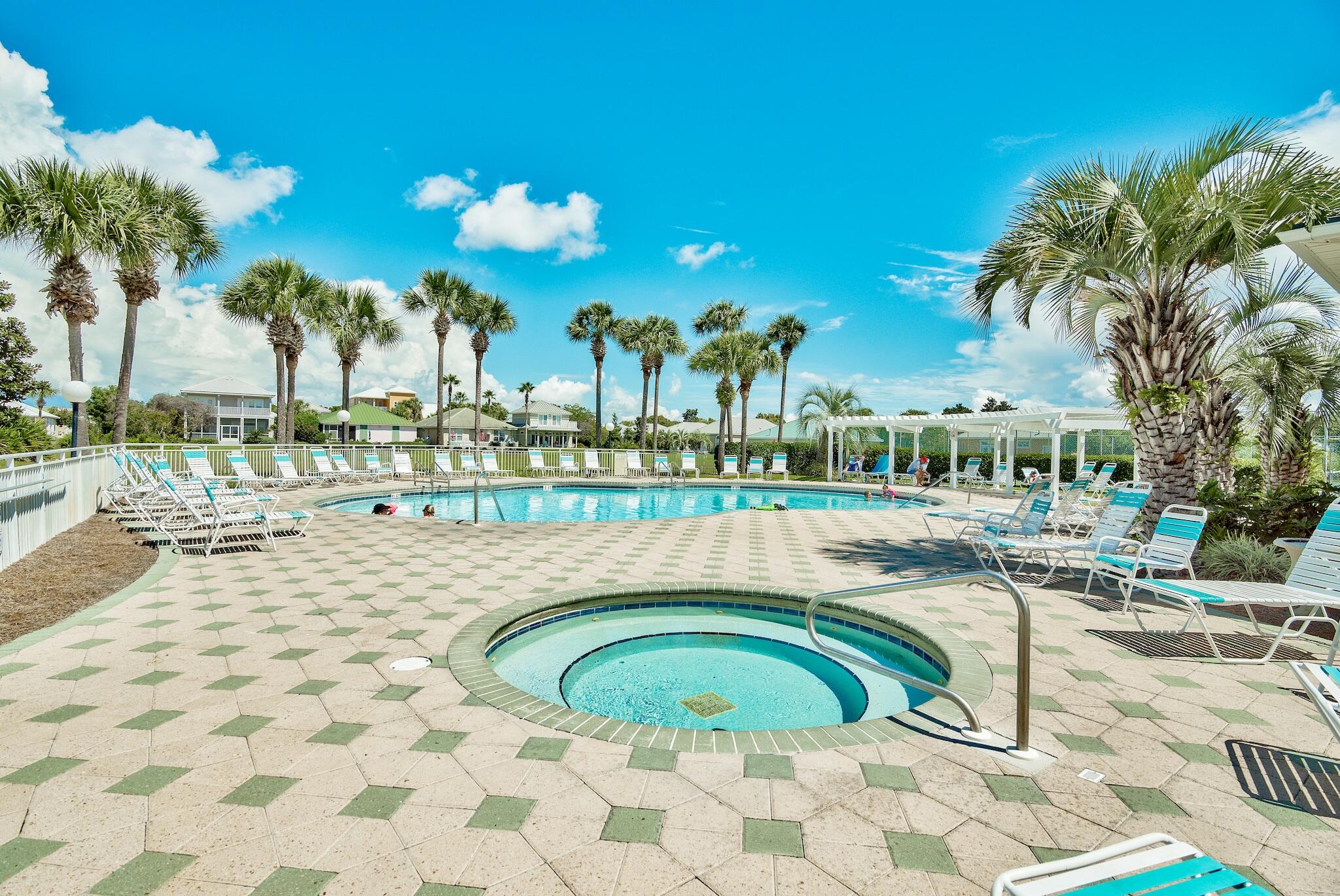 MARAVILLA CONDO 3 - Residential