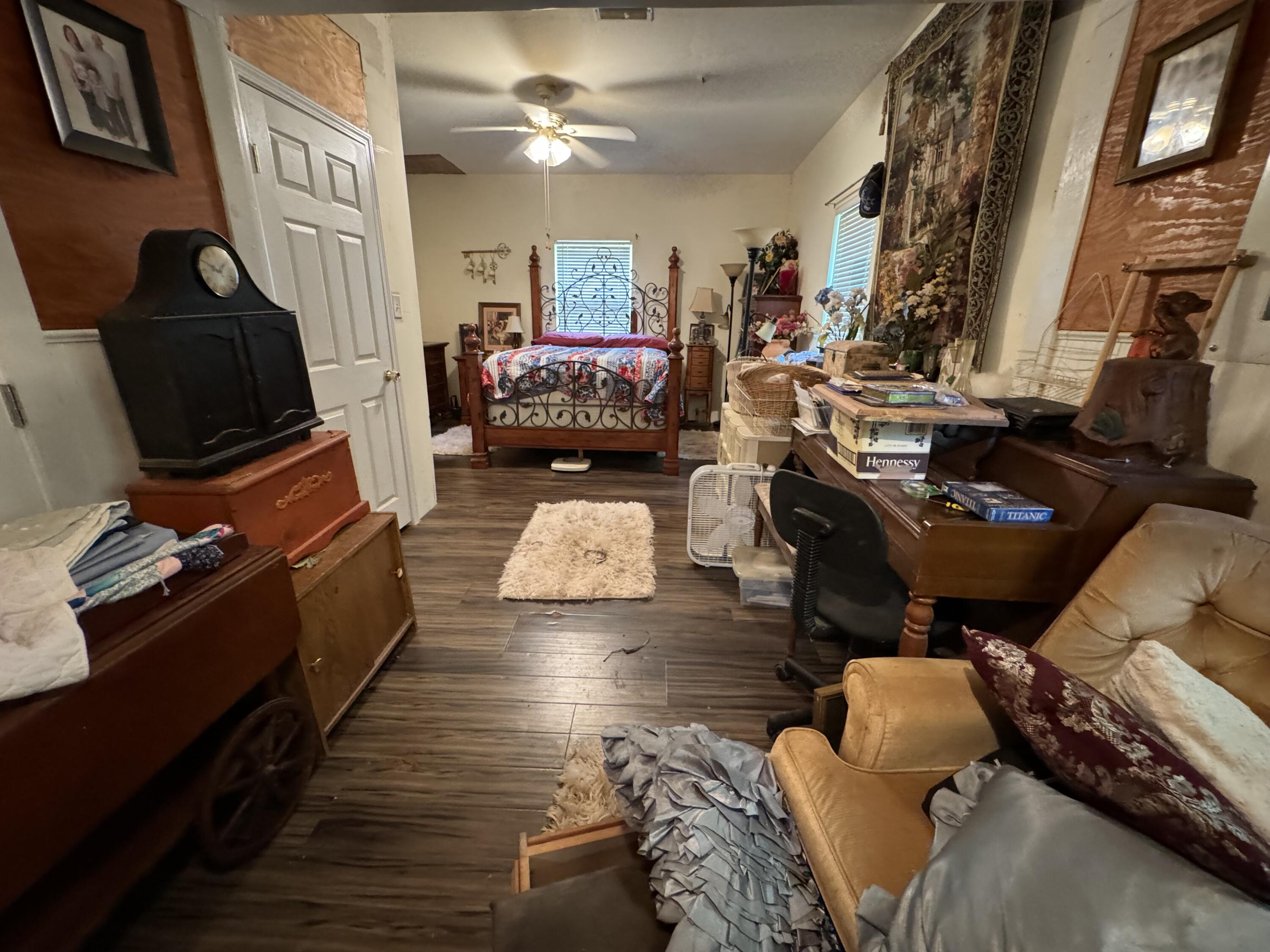 BAY GROVE - Residential