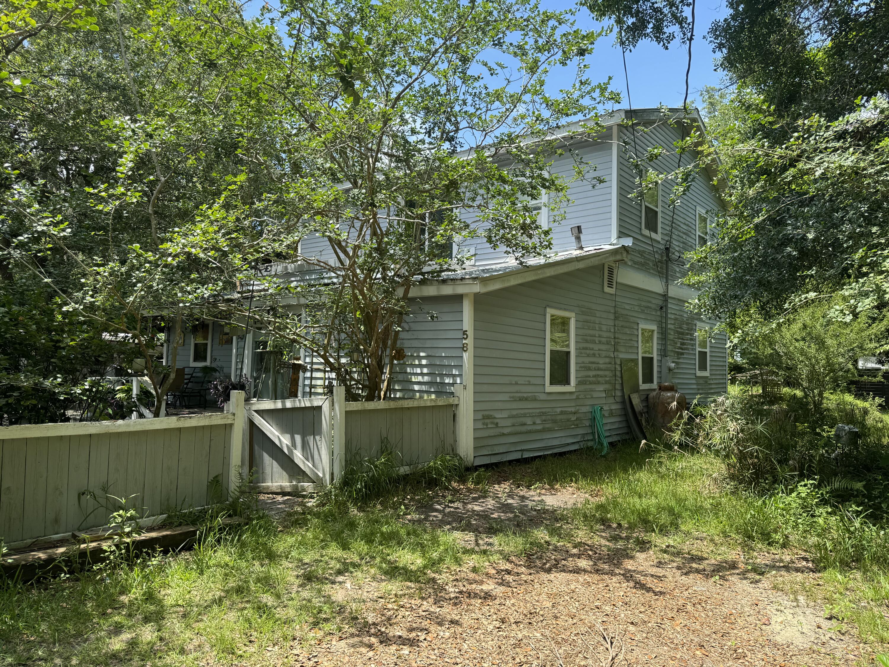 BAY GROVE - Residential