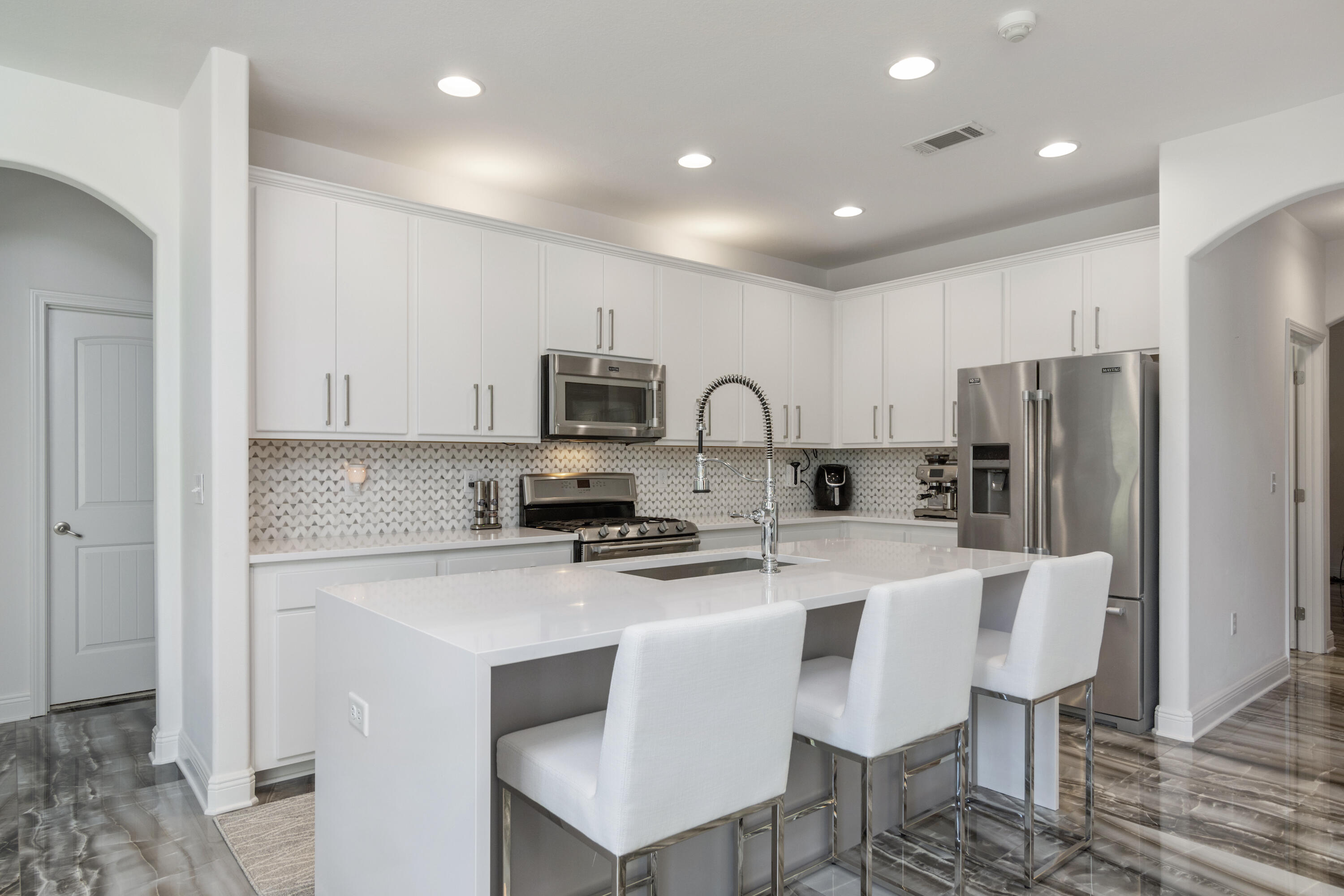 HAMMOCK BAY - Residential