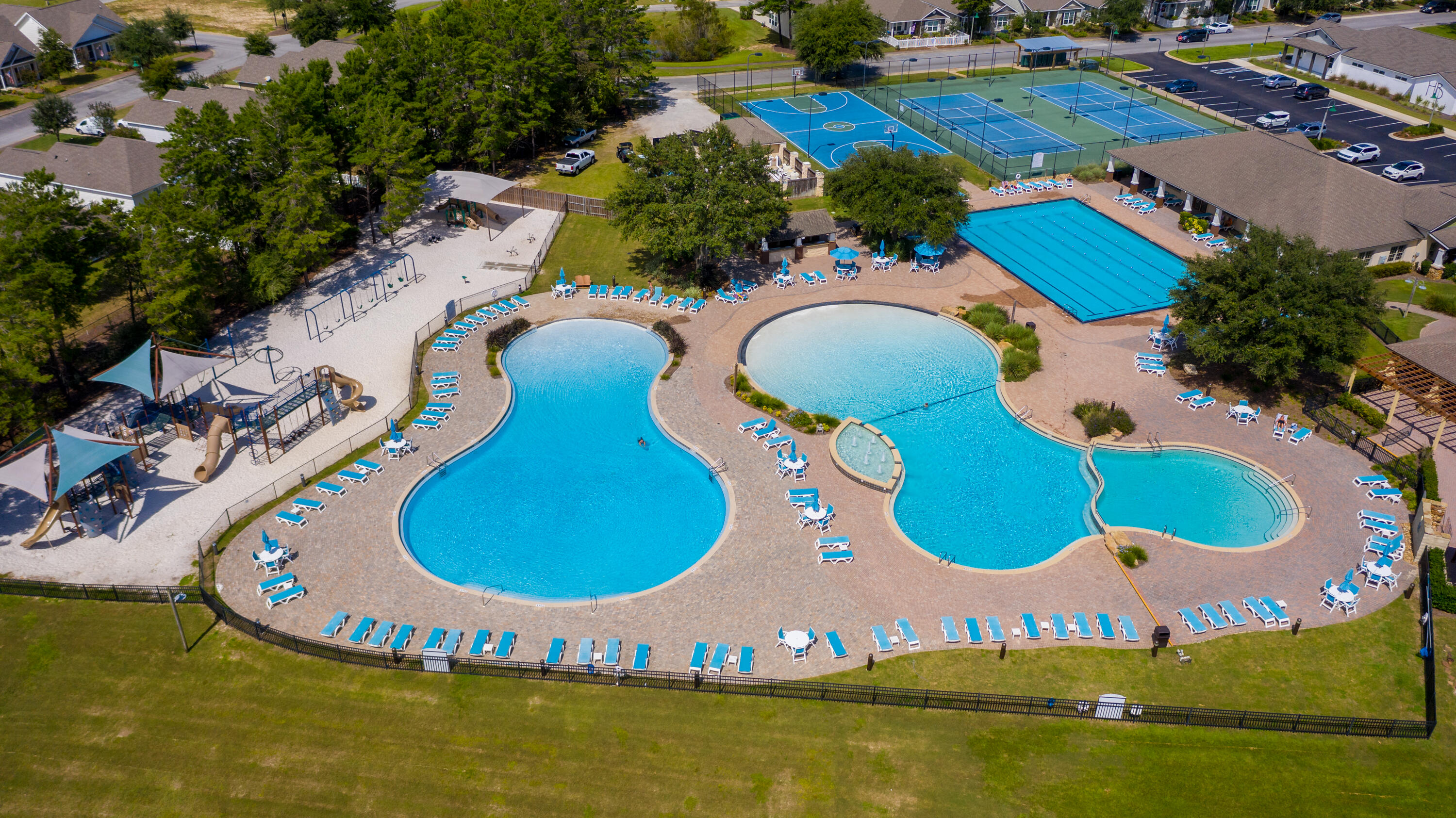 HAMMOCK BAY - Residential