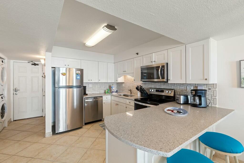 BEACHCREST CONDO - Residential Lease