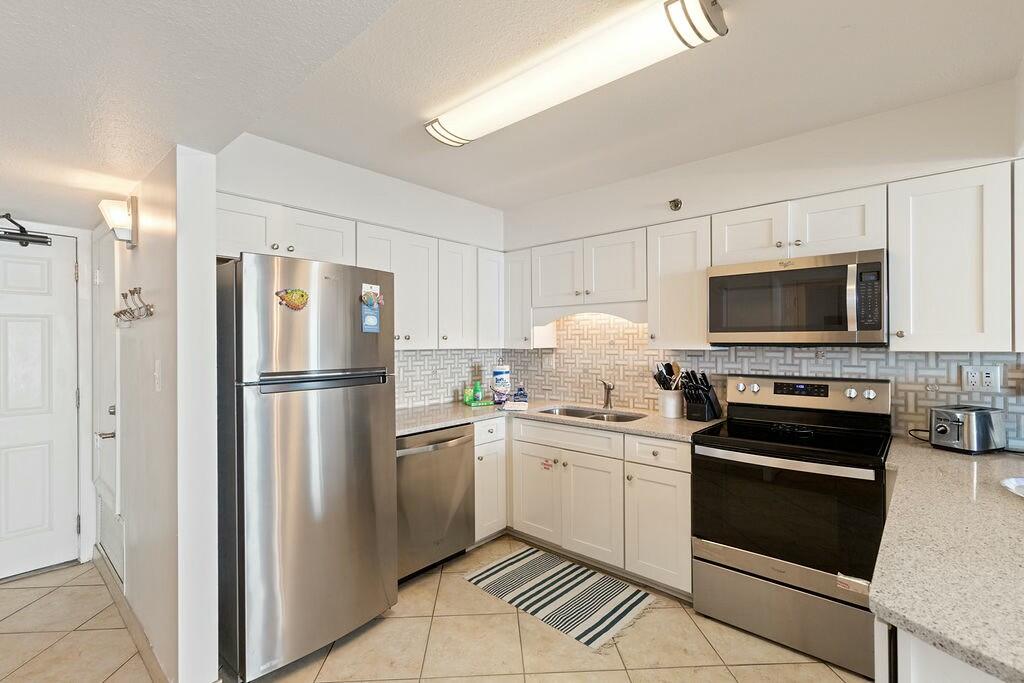 BEACHCREST CONDO - Residential Lease