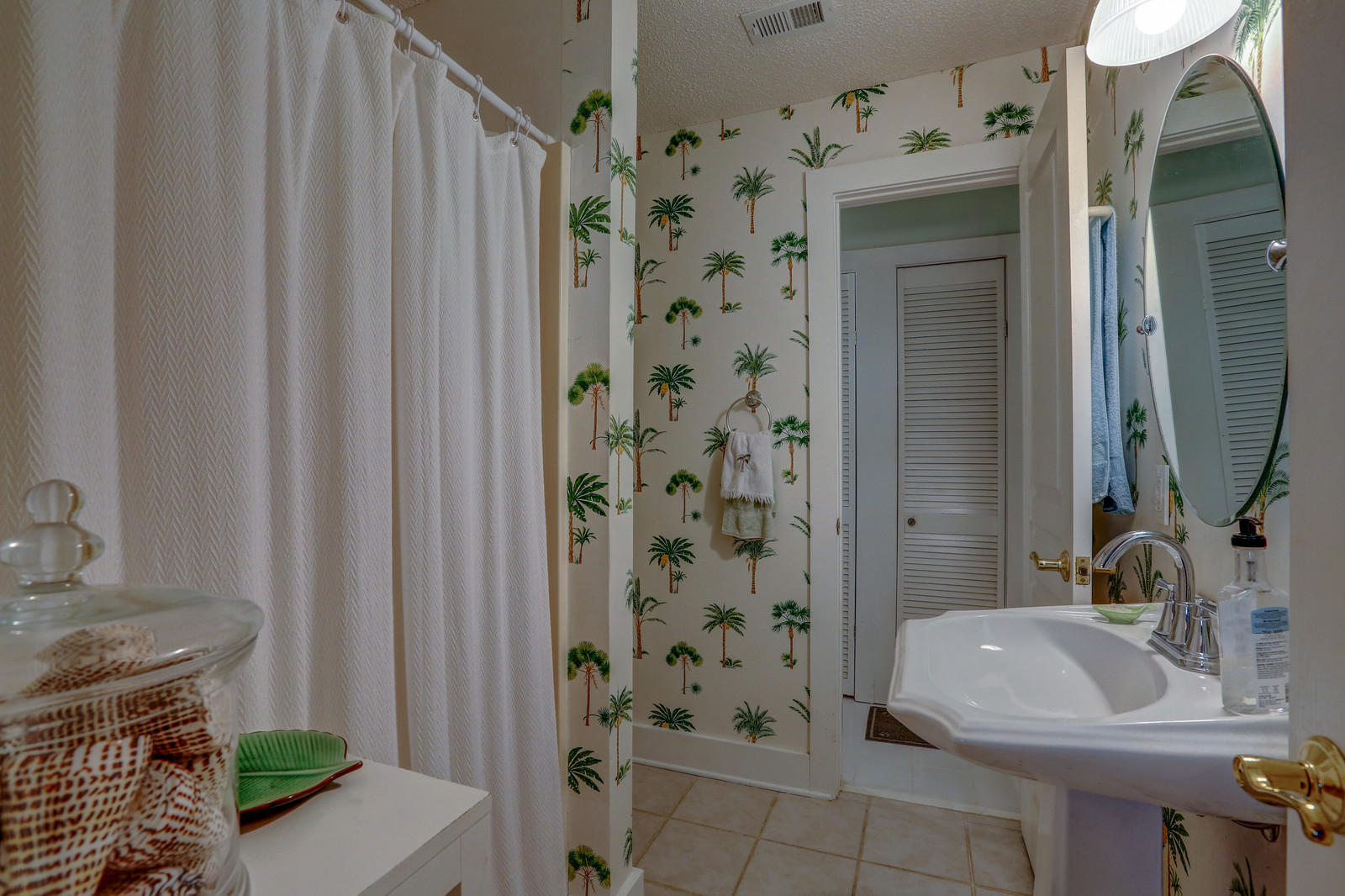 LAKEWOOD OF SEAGROVE BEACH - Residential