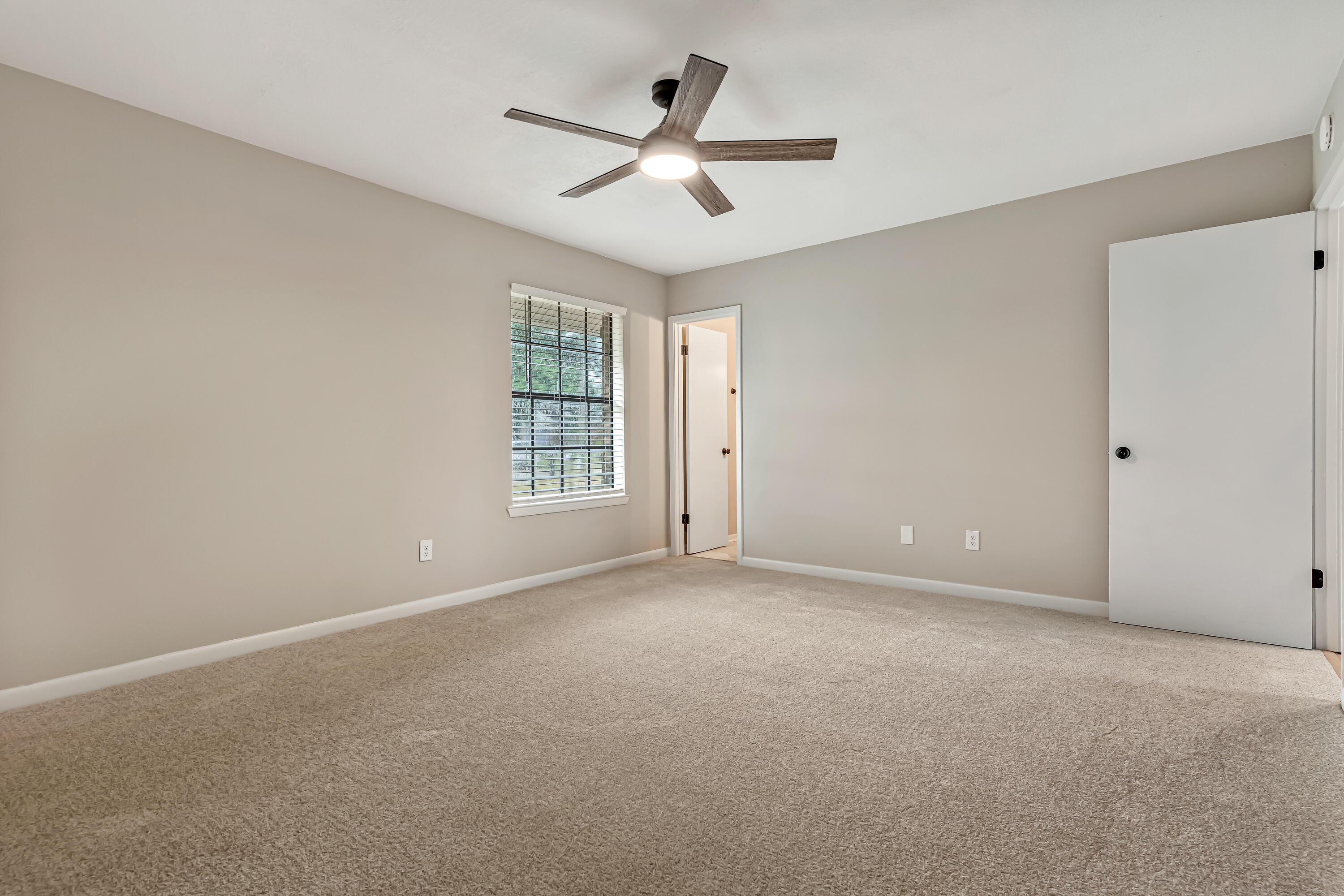 TANGLEWOOD S/D 1ST ADDN - Residential