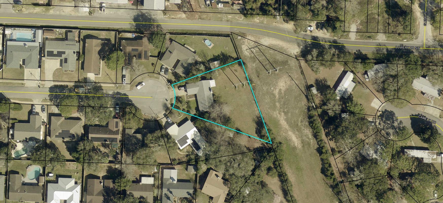 TANGLEWOOD S/D 1ST ADDN - Residential