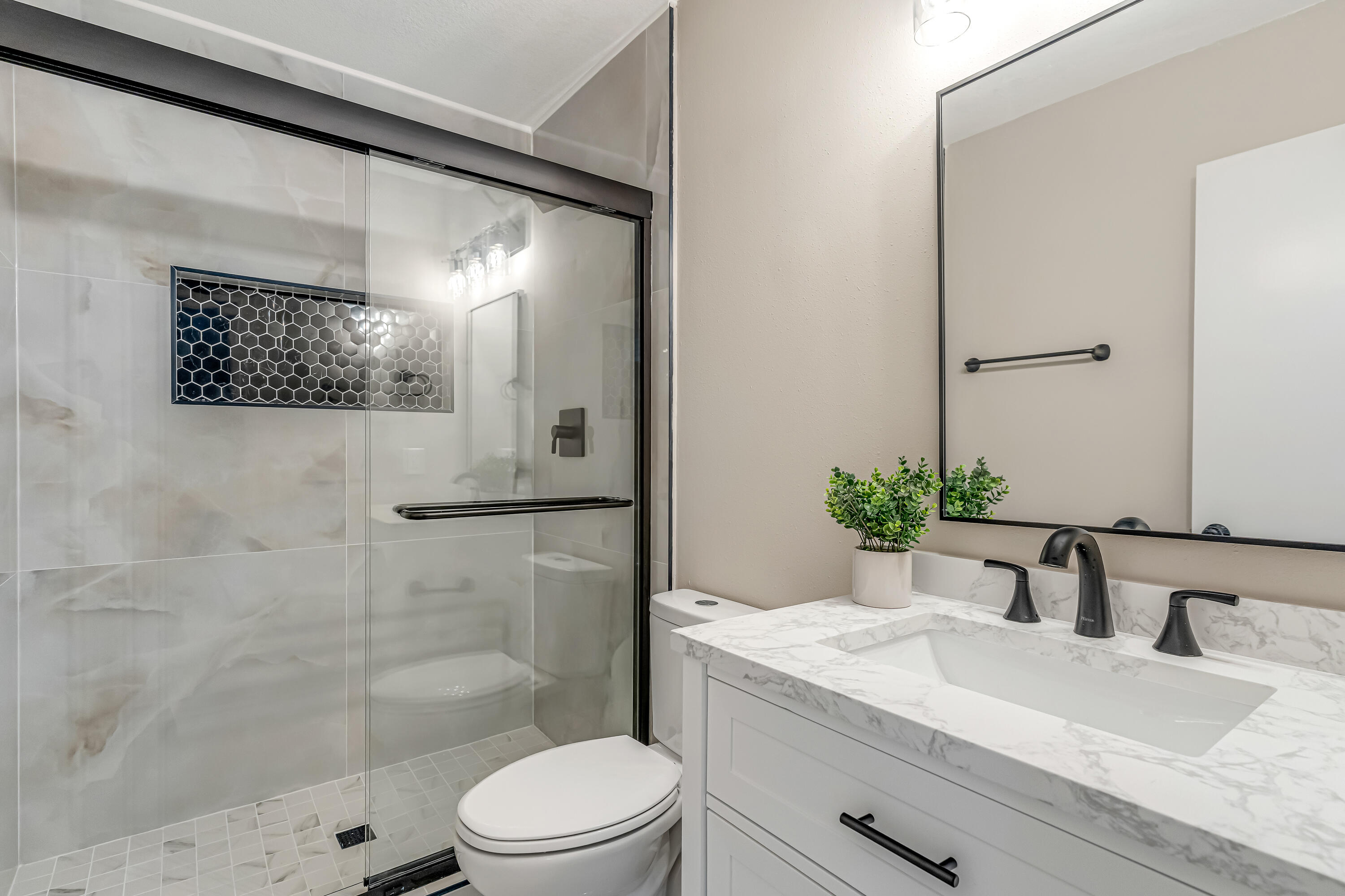 TANGLEWOOD S/D 1ST ADDN - Residential