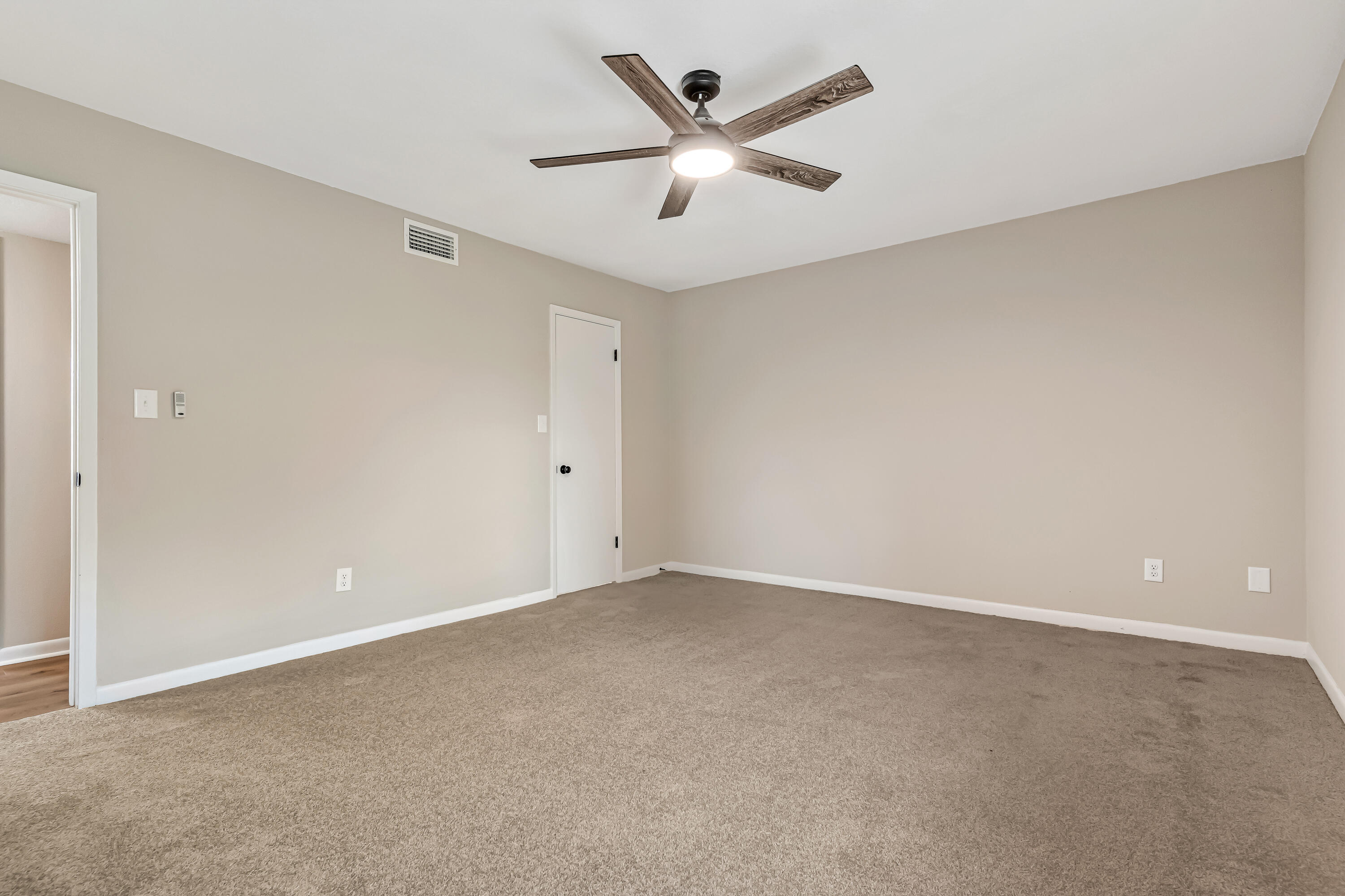 TANGLEWOOD S/D 1ST ADDN - Residential