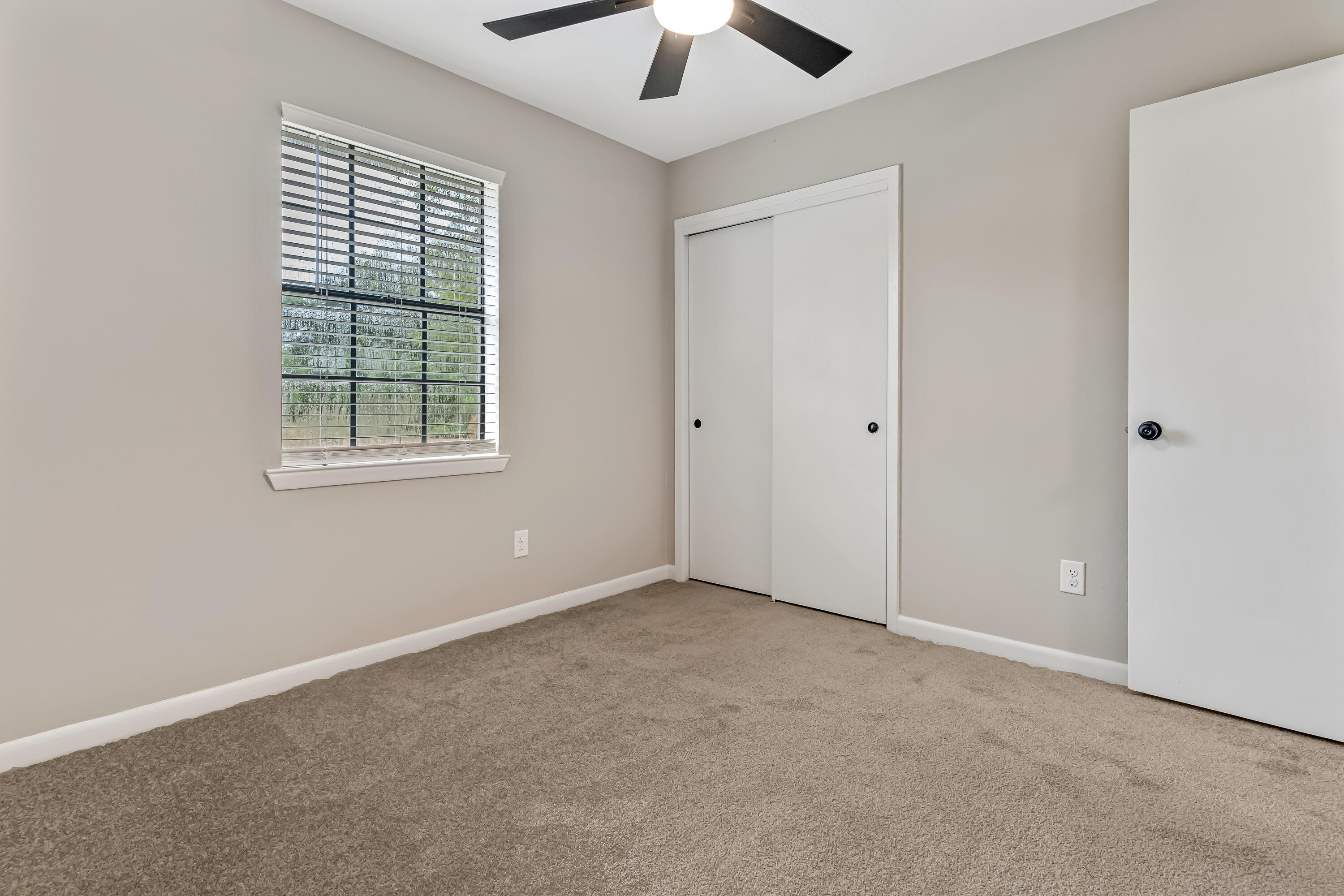 TANGLEWOOD S/D 1ST ADDN - Residential