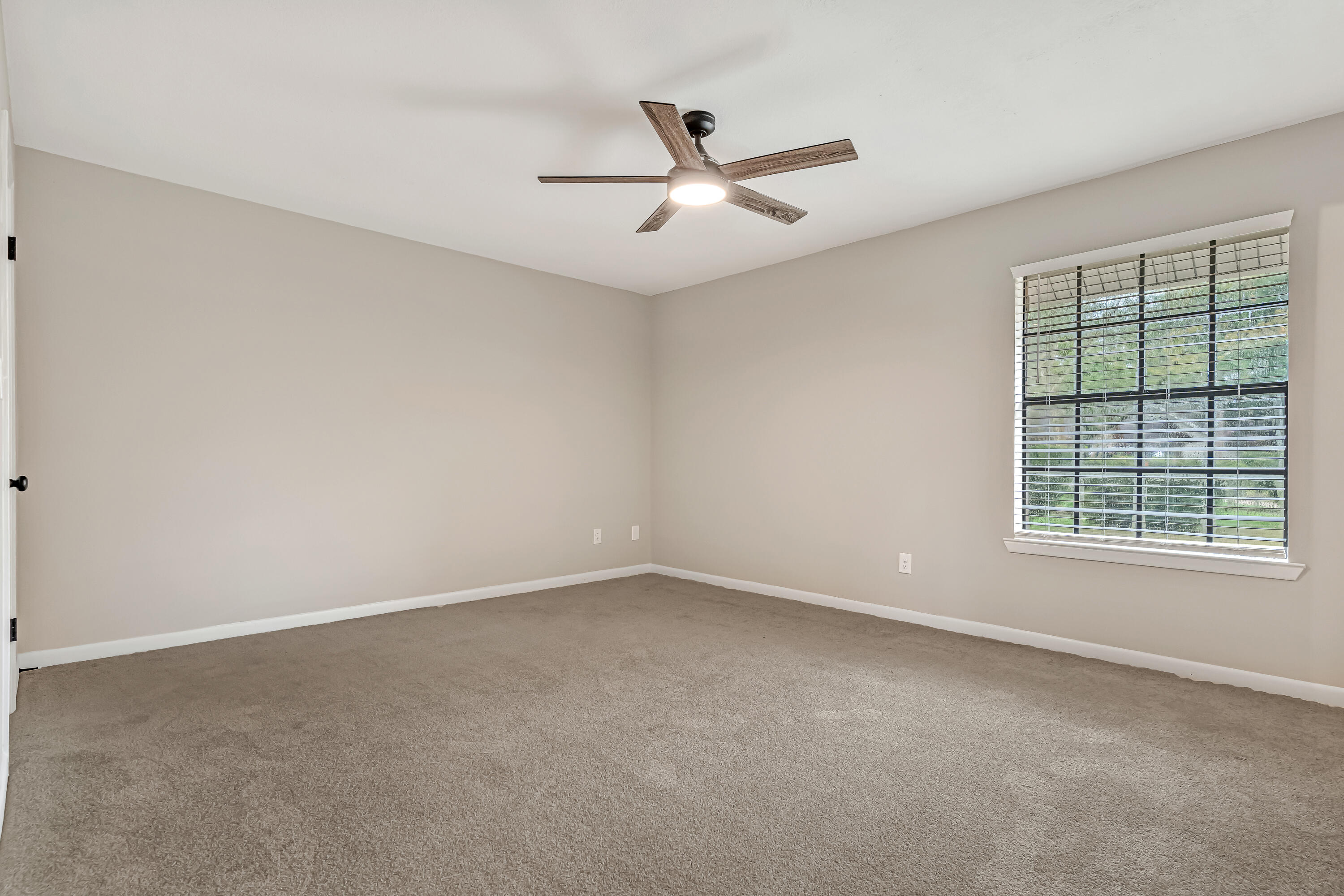 TANGLEWOOD S/D 1ST ADDN - Residential