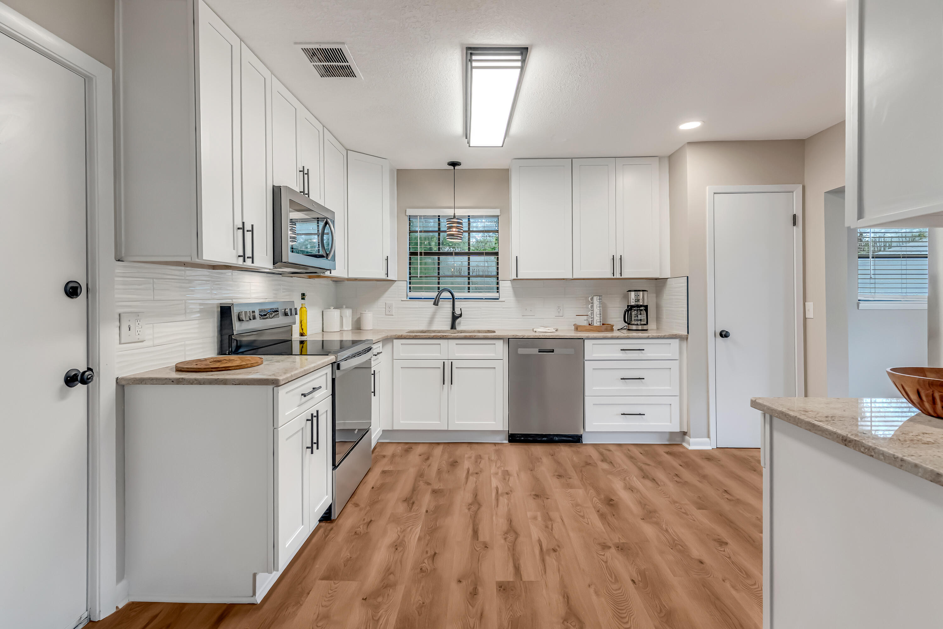 TANGLEWOOD S/D 1ST ADDN - Residential