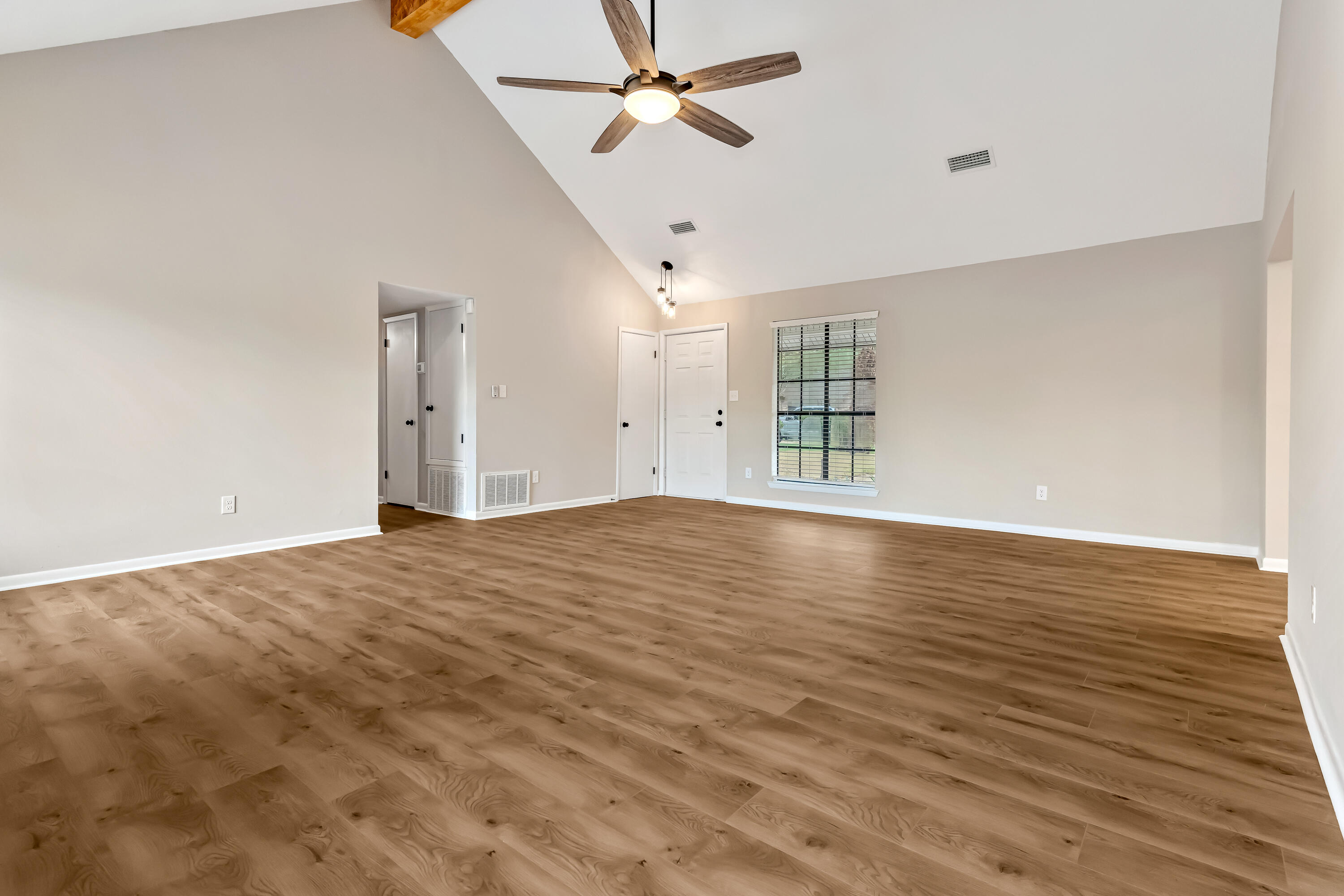 TANGLEWOOD S/D 1ST ADDN - Residential