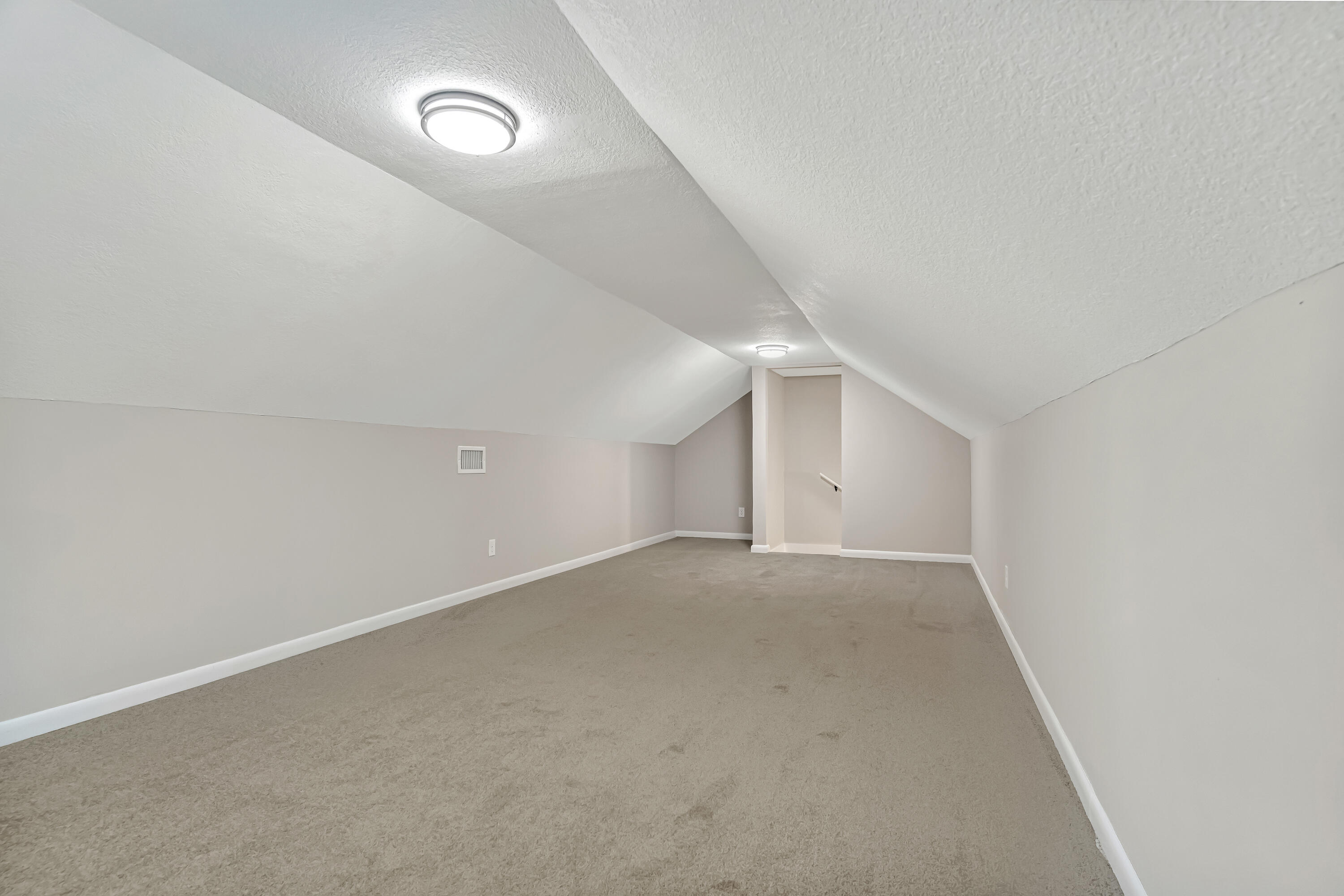 TANGLEWOOD S/D 1ST ADDN - Residential