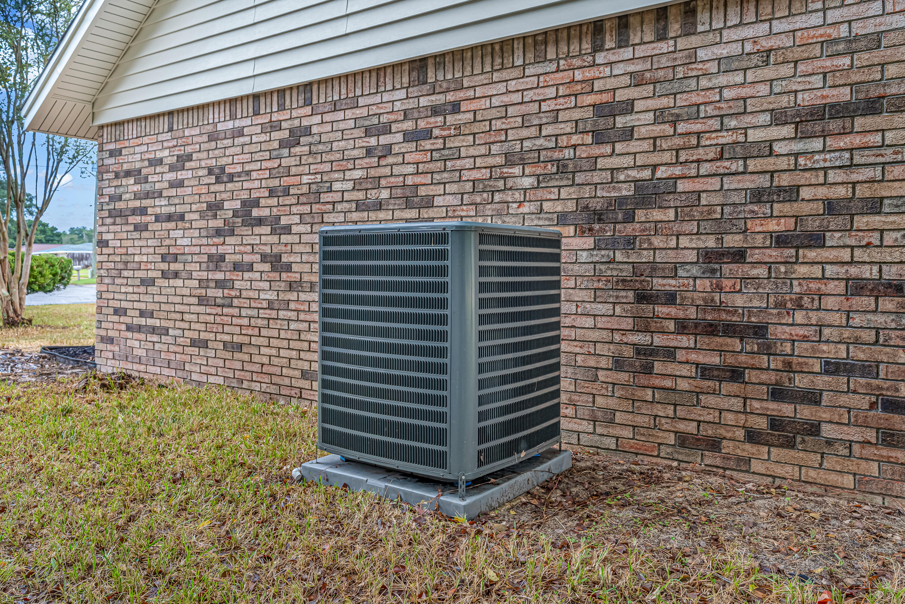 TANGLEWOOD S/D 1ST ADDN - Residential