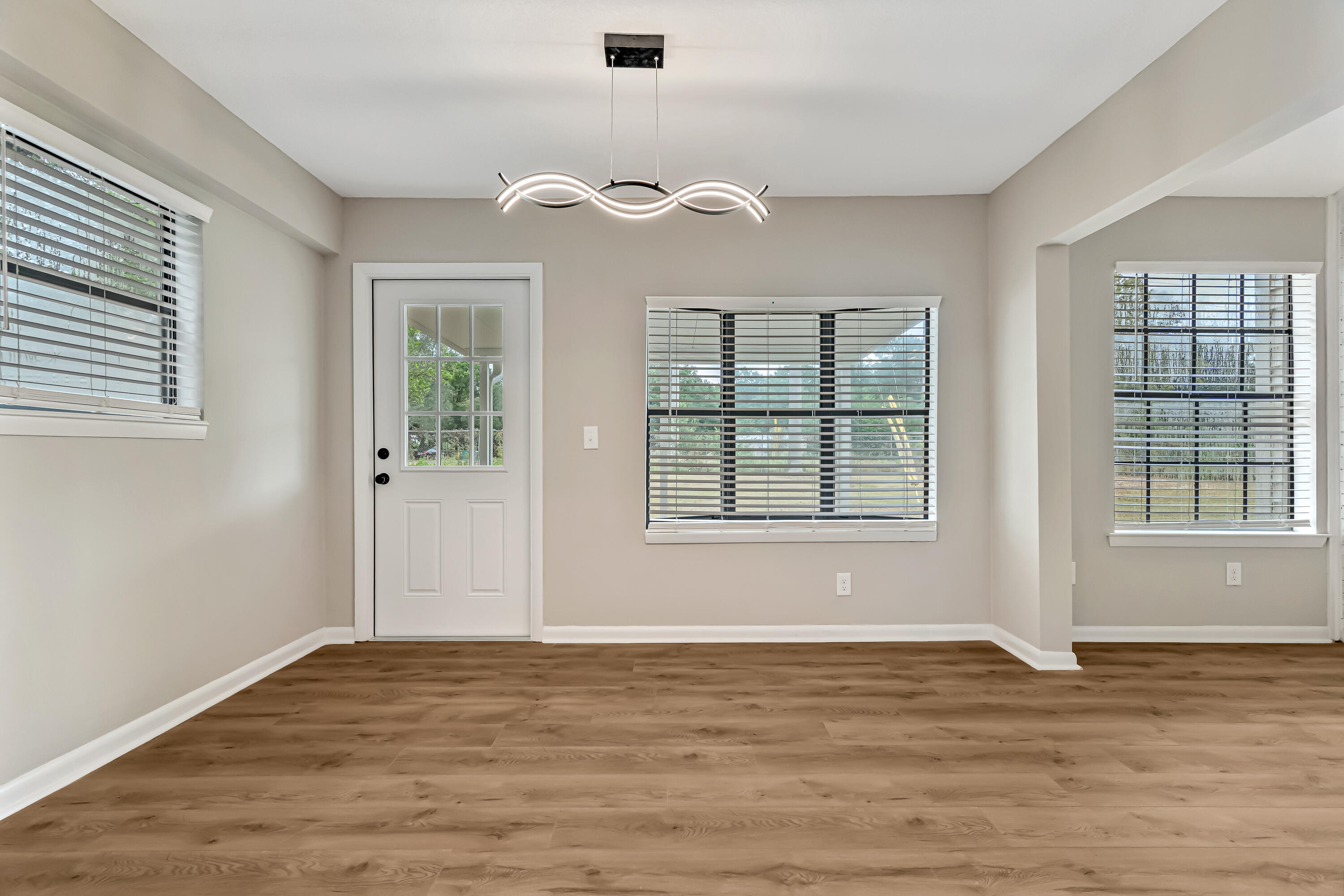 TANGLEWOOD S/D 1ST ADDN - Residential