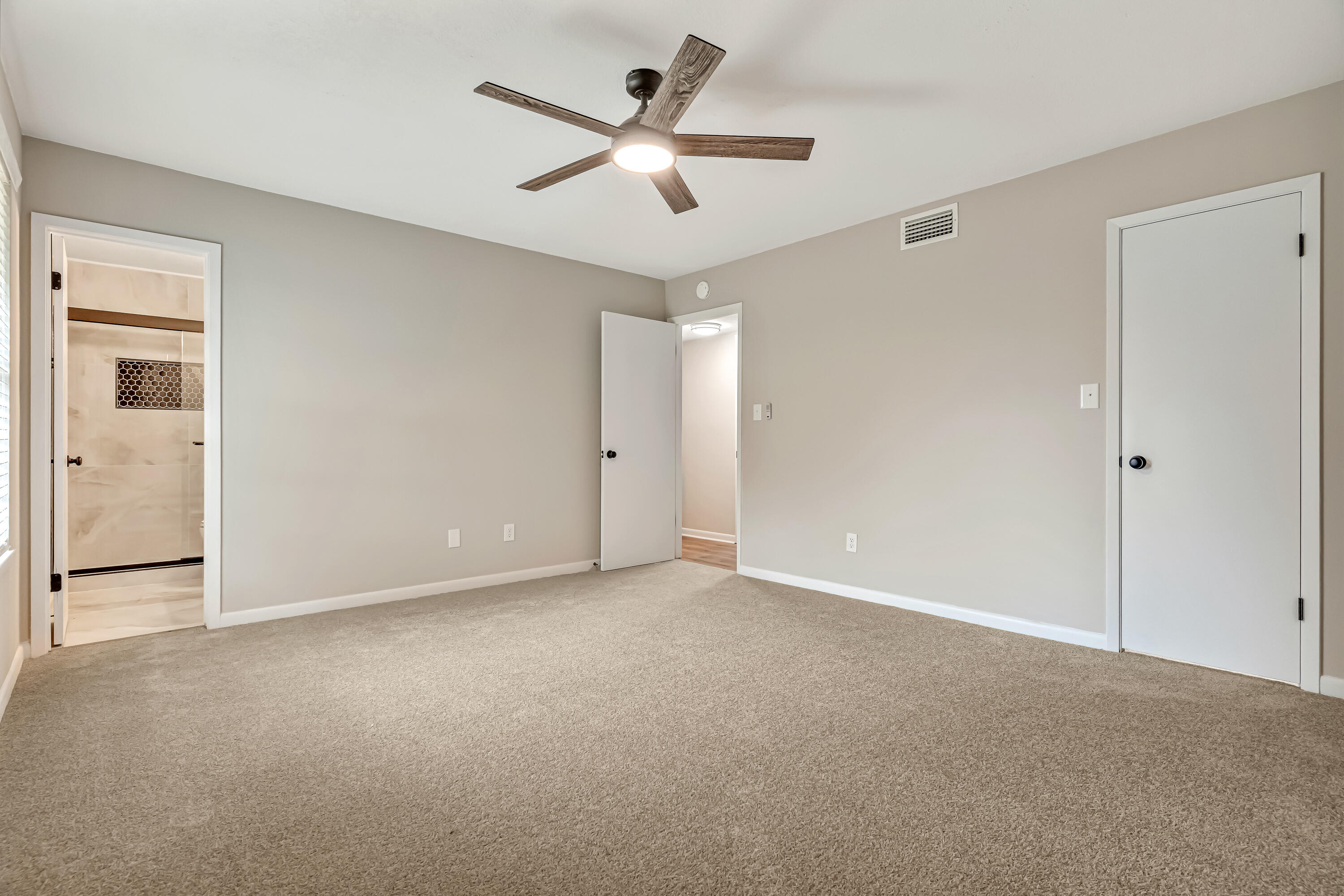 TANGLEWOOD S/D 1ST ADDN - Residential