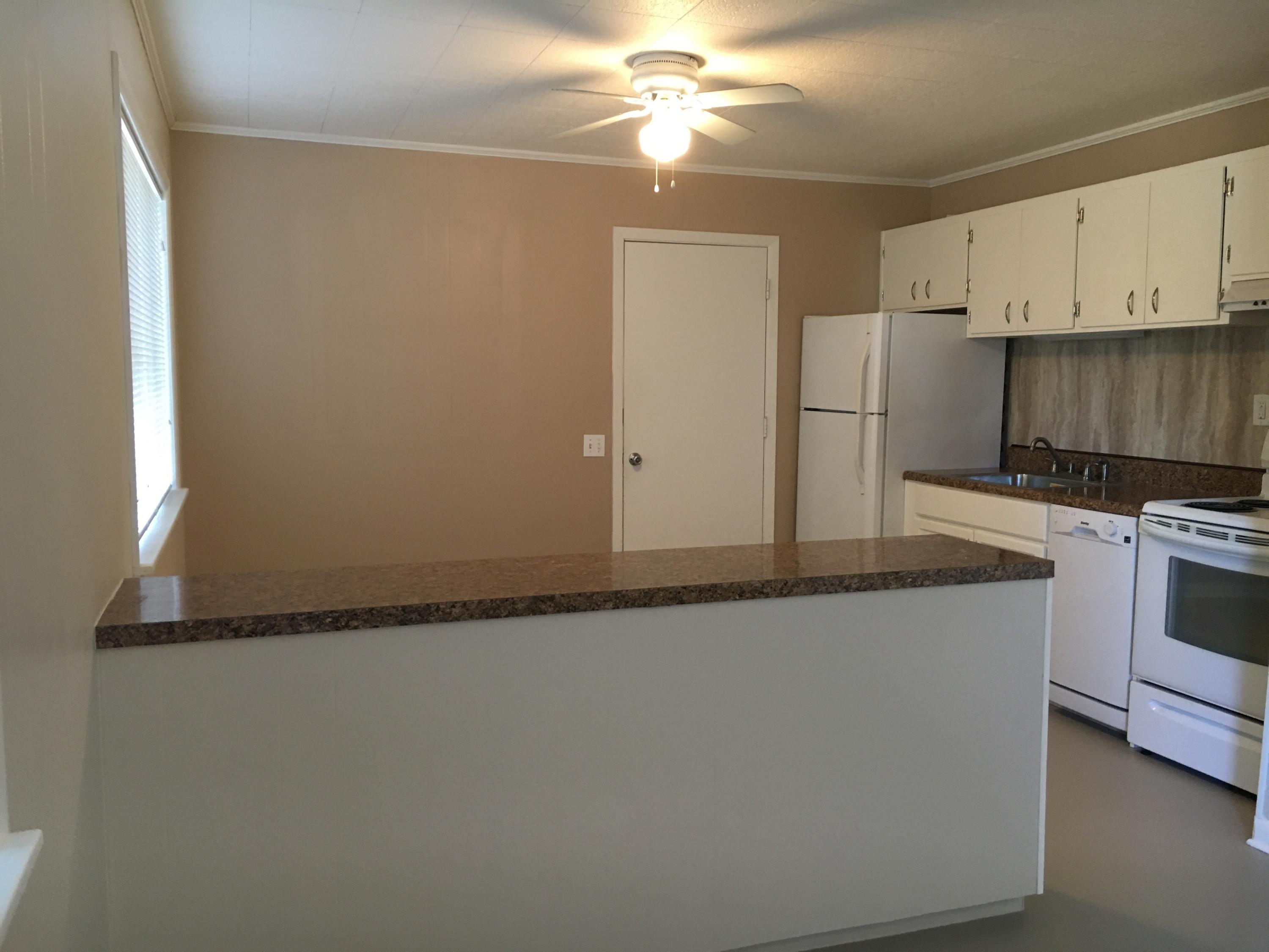 BLUE GULF RESORT - Residential Lease