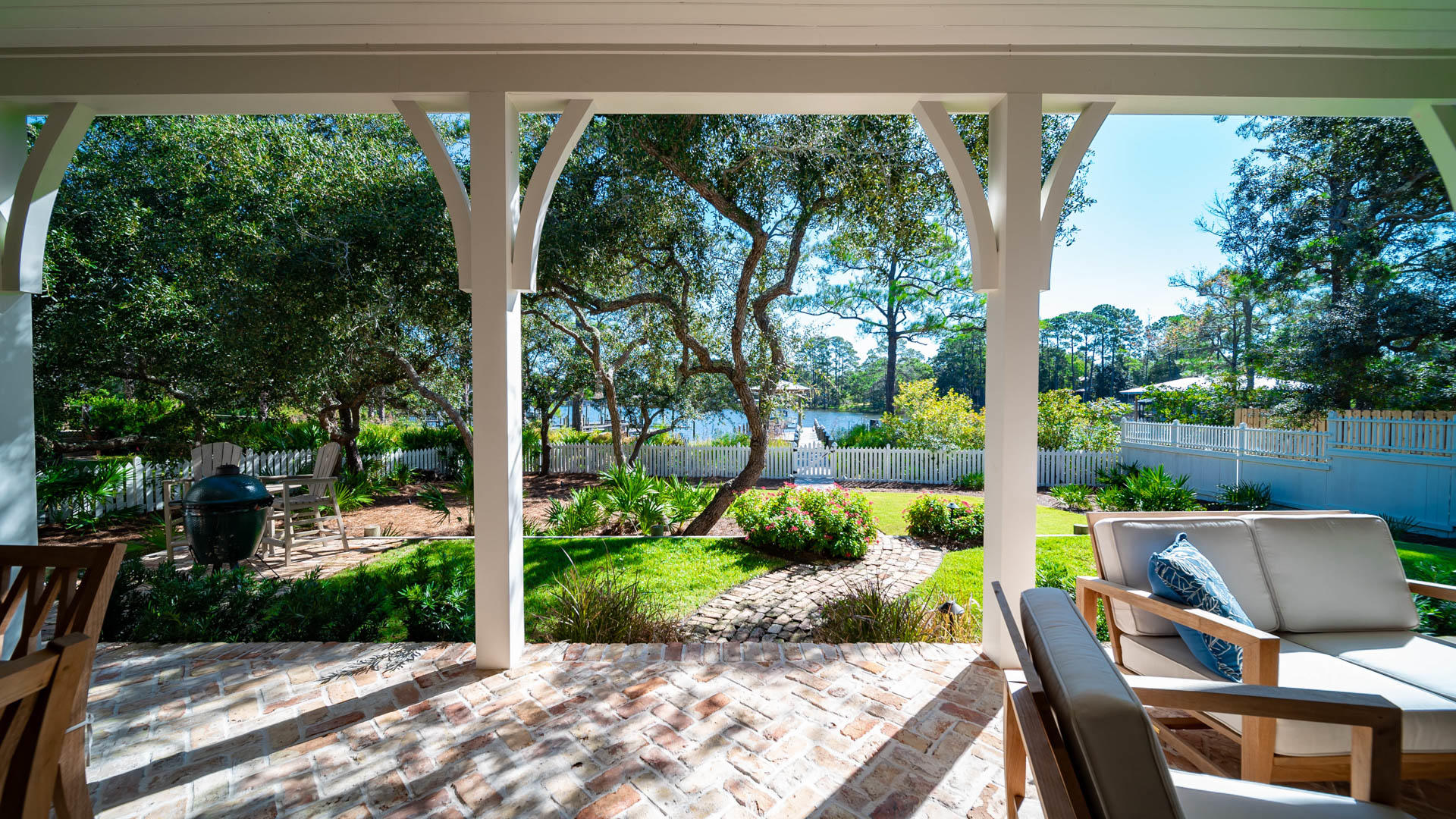 BOTANY BAYOU - Residential