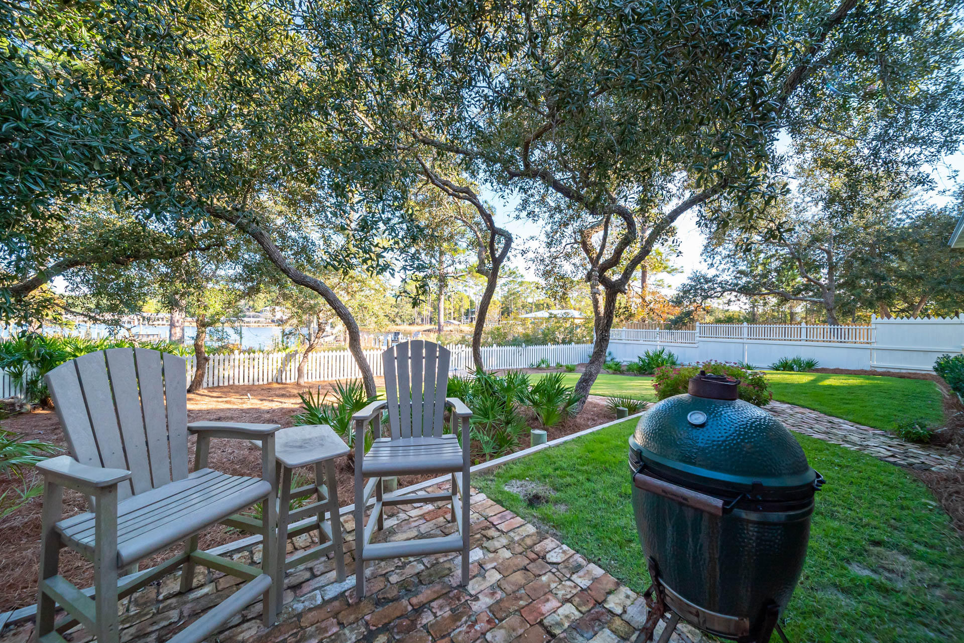 BOTANY BAYOU - Residential