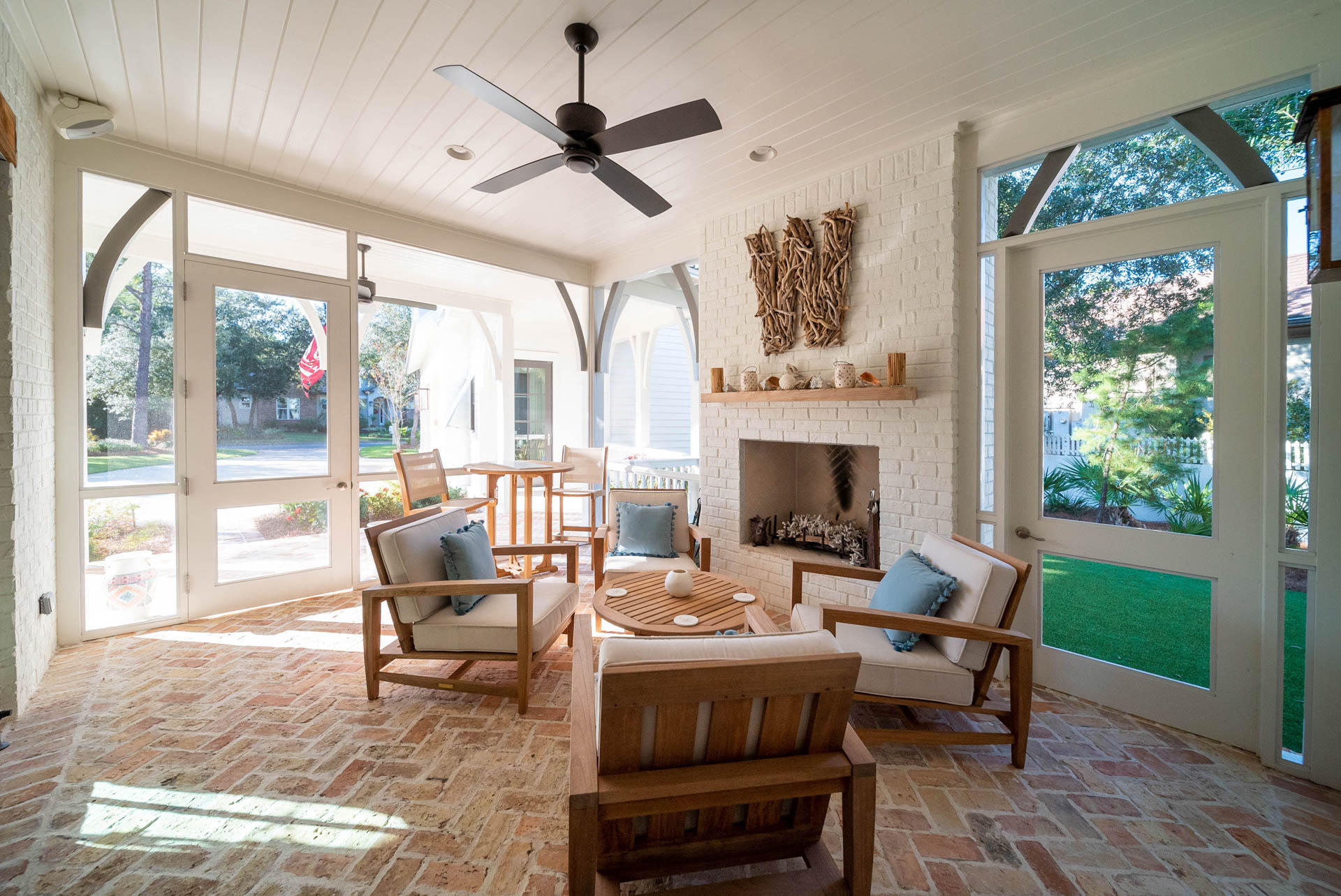 BOTANY BAYOU - Residential