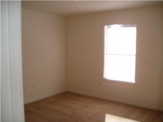 CREEKSIDE - Residential Lease