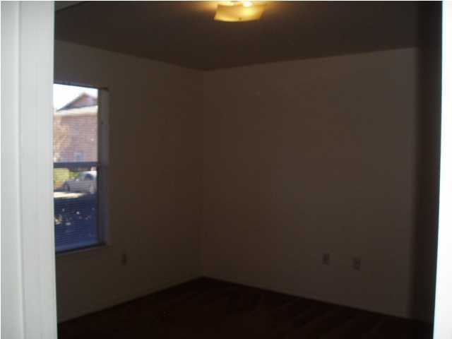 CREEKSIDE - Residential Lease