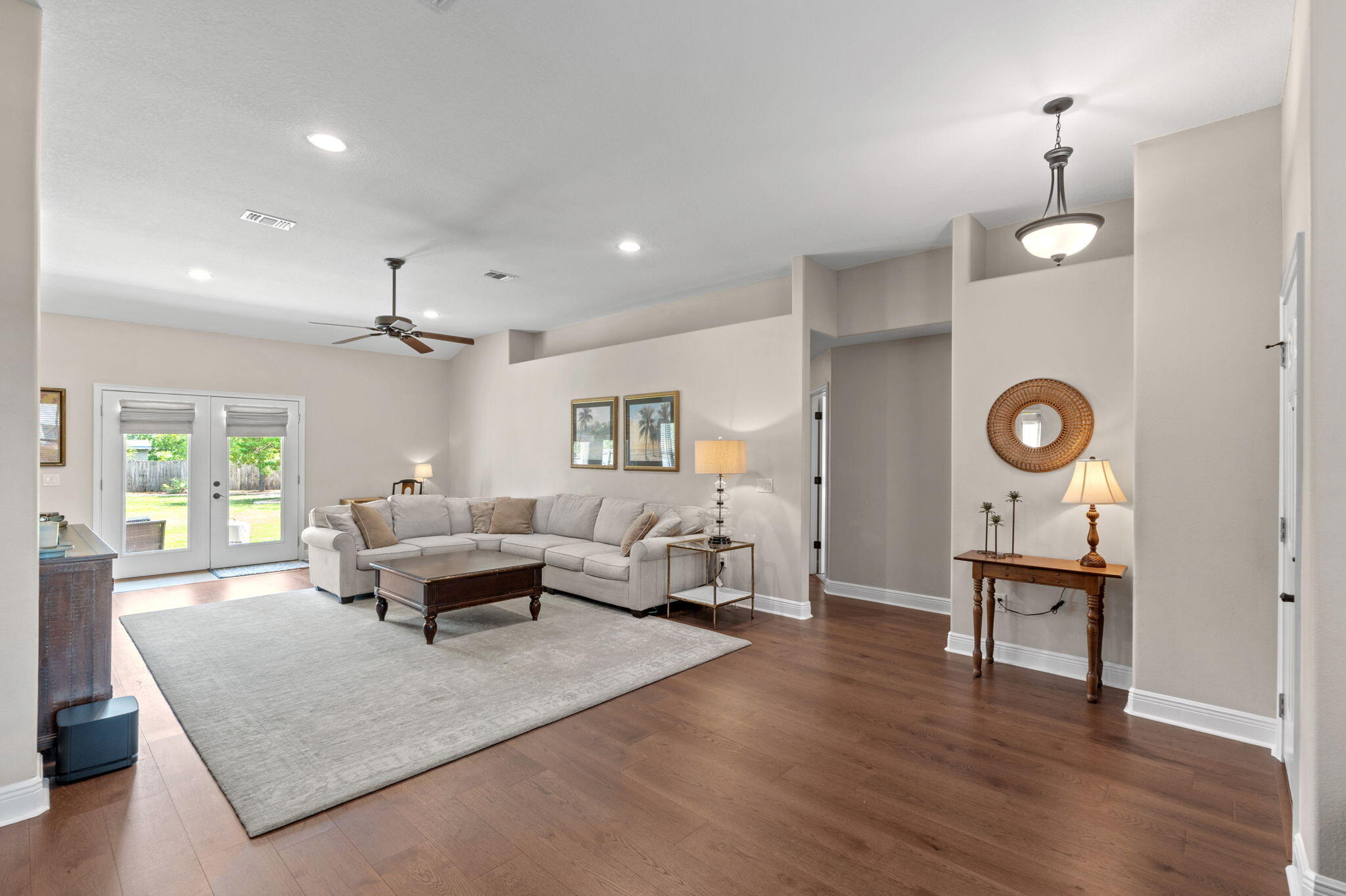 NAVARRE FIRST ADD - Residential